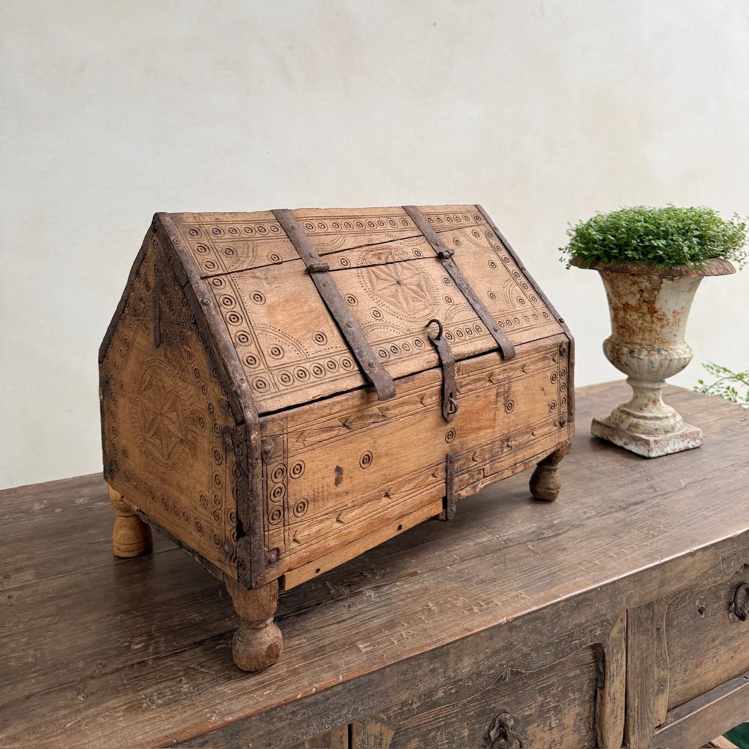 Anique Indian Hand carved Dowry Chest | Aisha