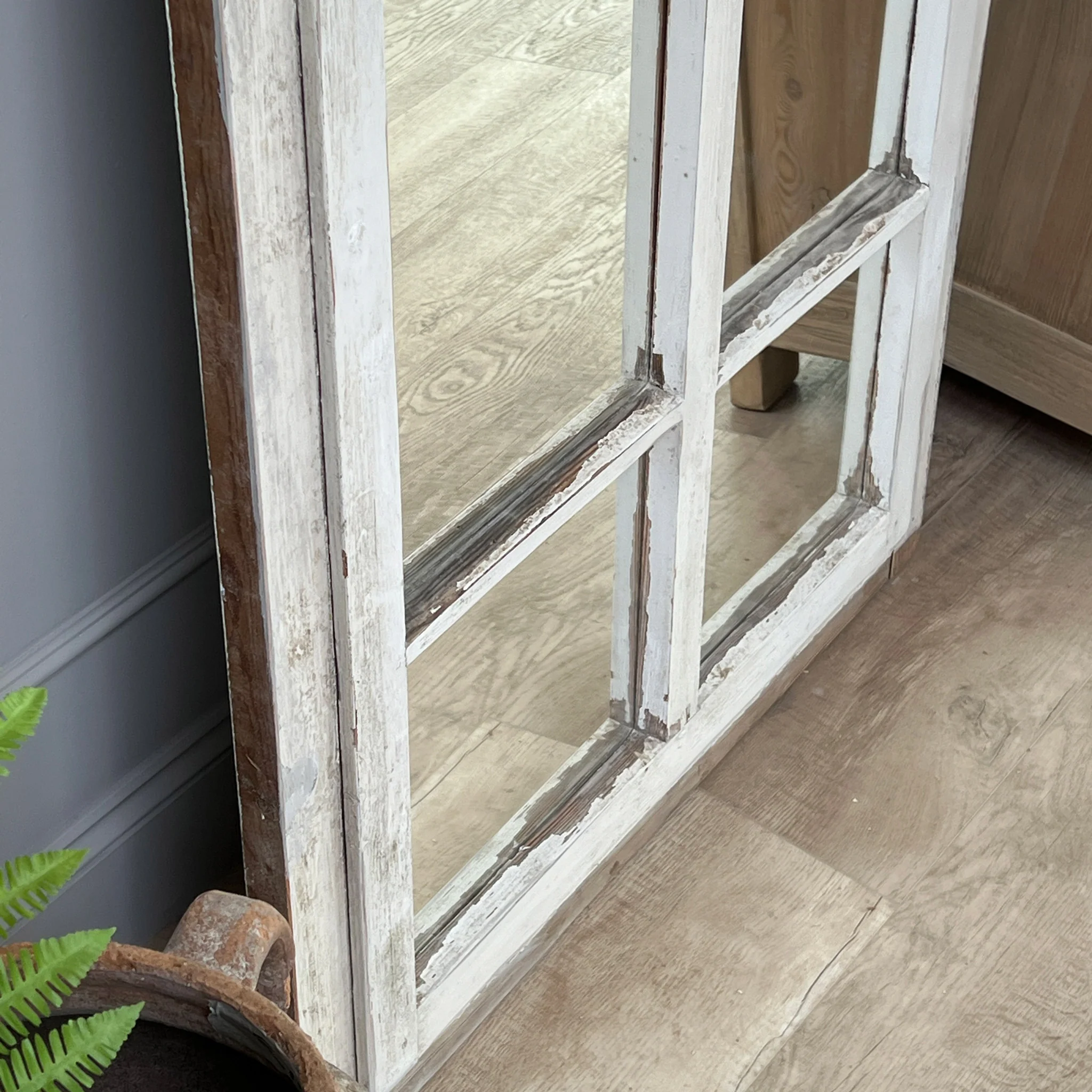 Vintage arched window mirror | Limeuil - Image 3