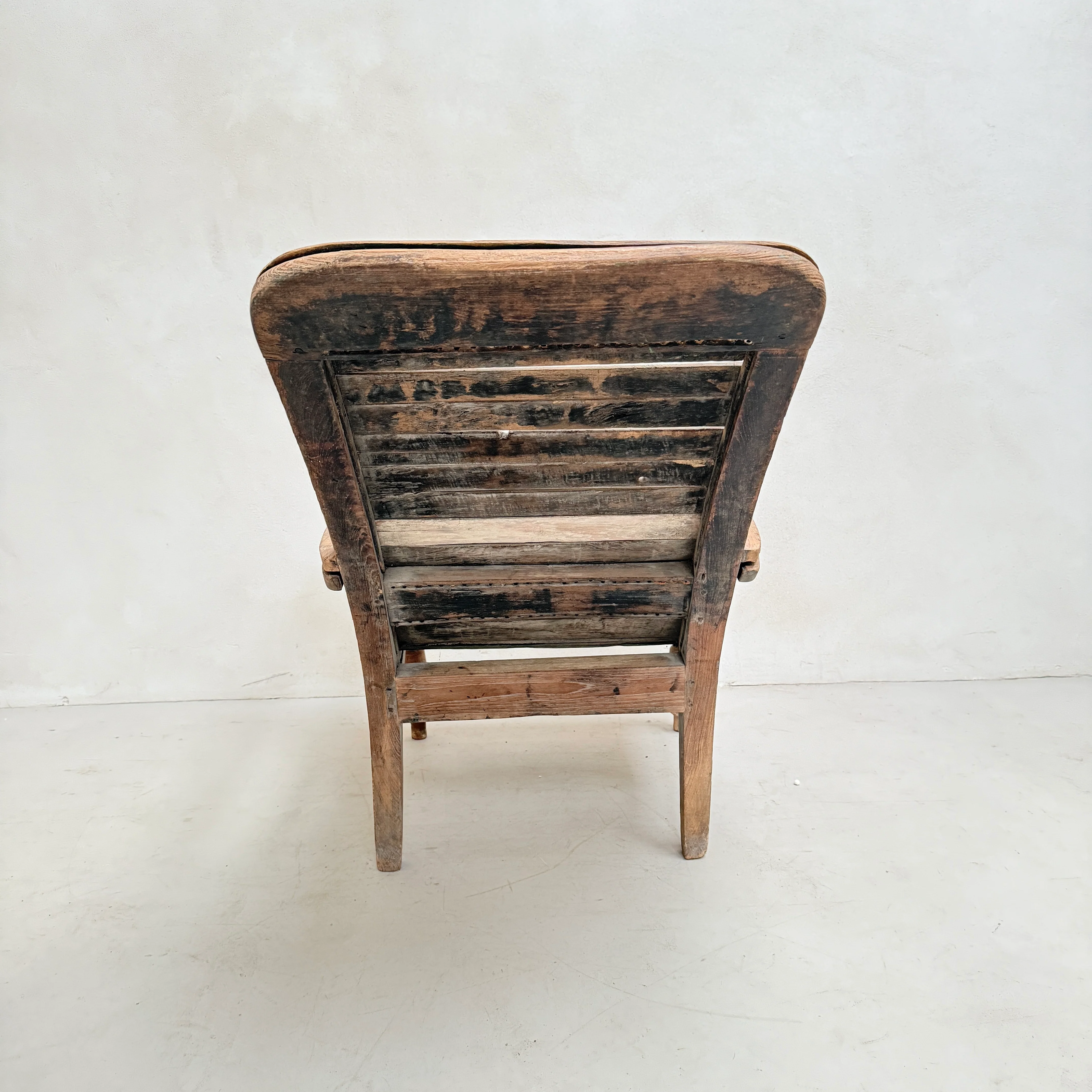 Antique Colonial Campaign Chair Giles - Image 5
