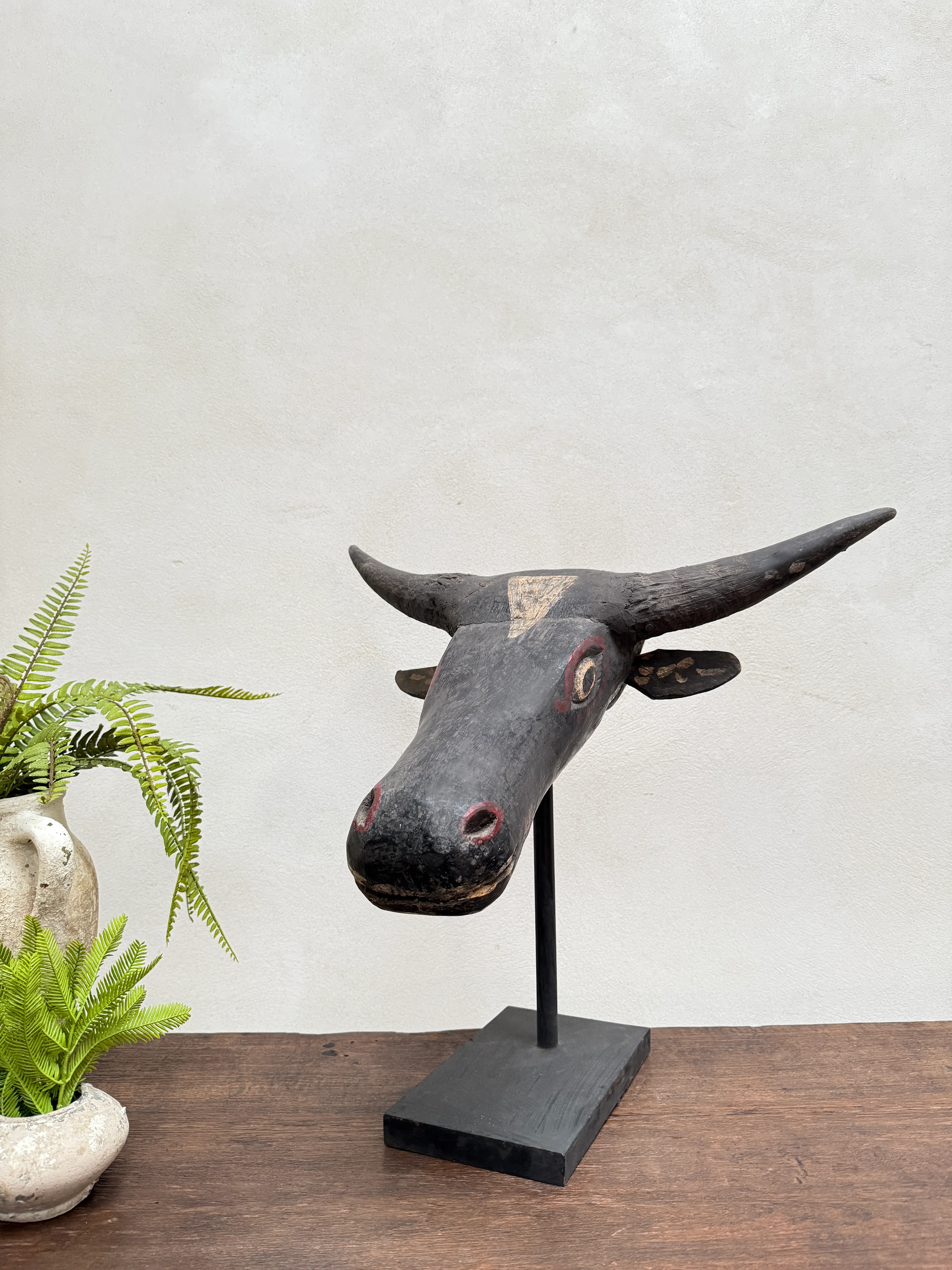 Antique Cow Head Sculpture - Image 4