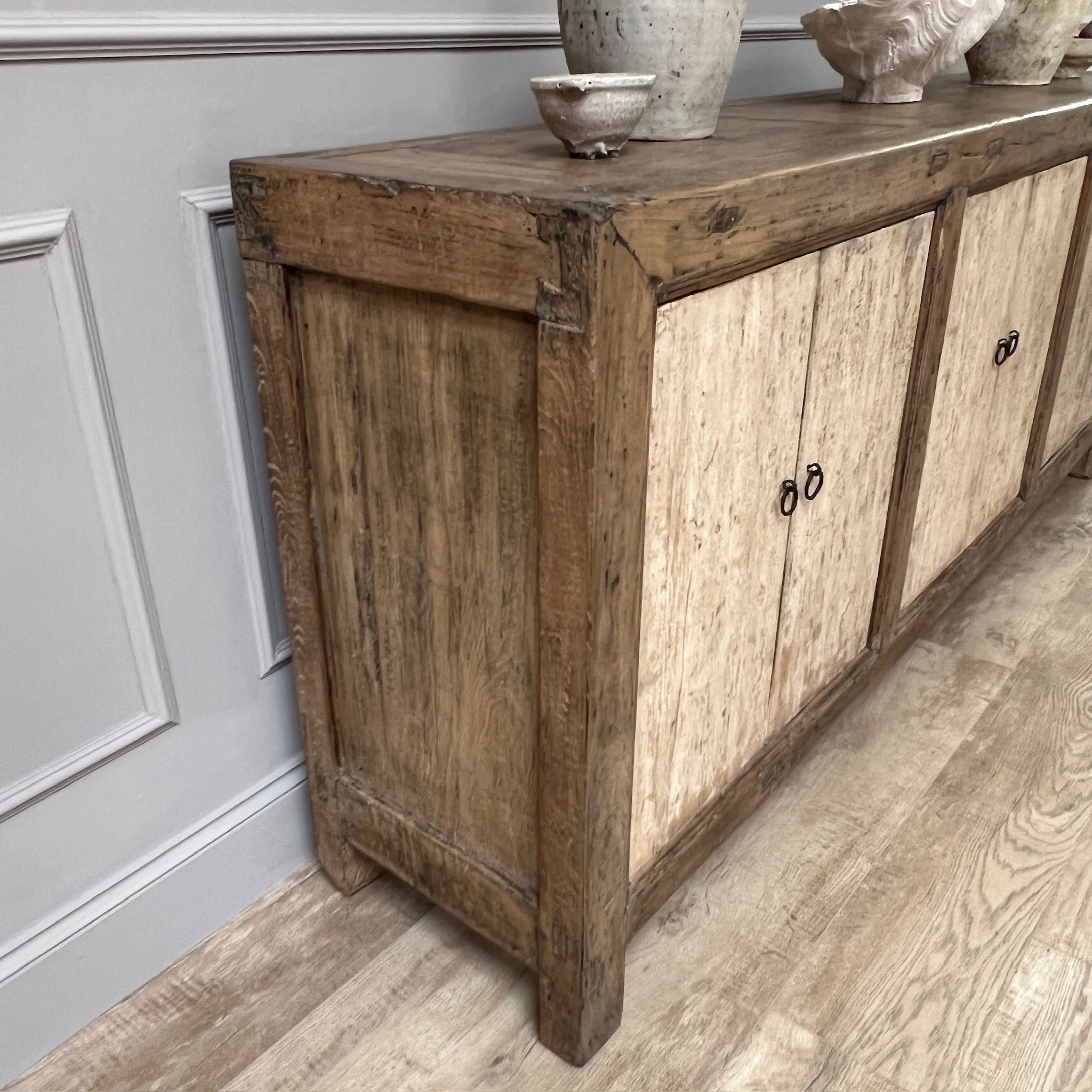 Antique elm cupboard | Caspian - Image 3