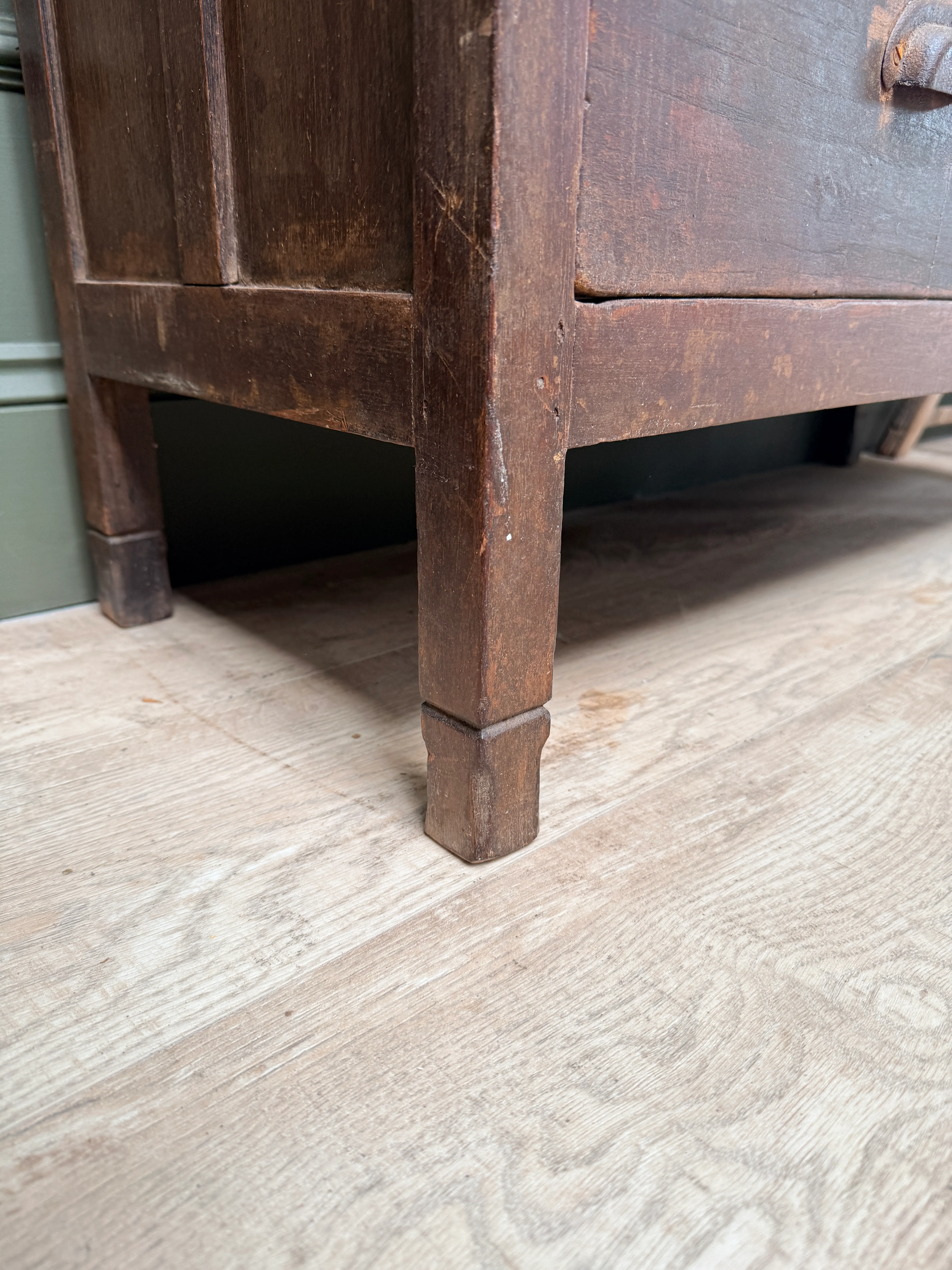 Antique Dark wood chest of drawers | Isobel - Image 4