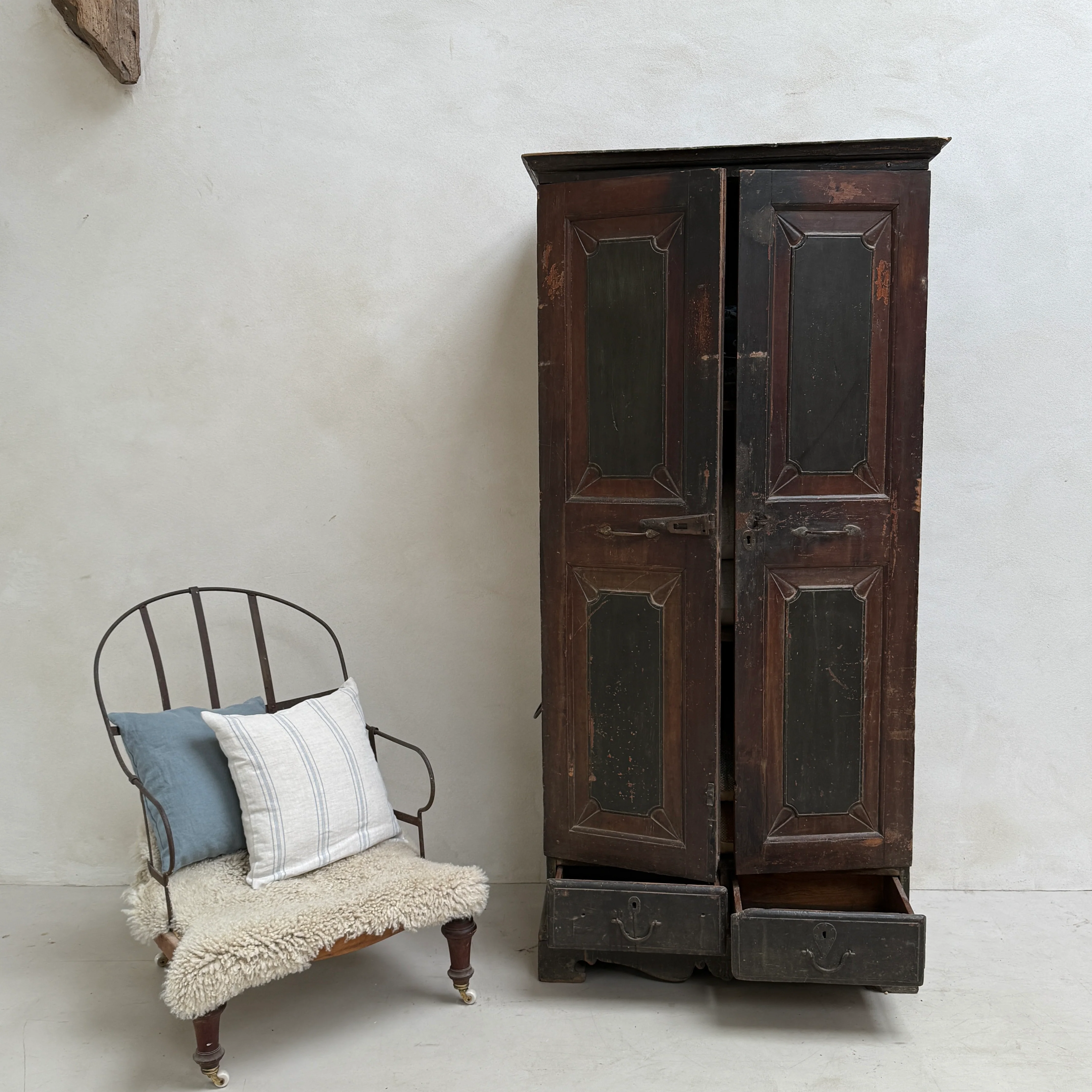 Antique Dark wood Cupboard Dorothy - Image 3