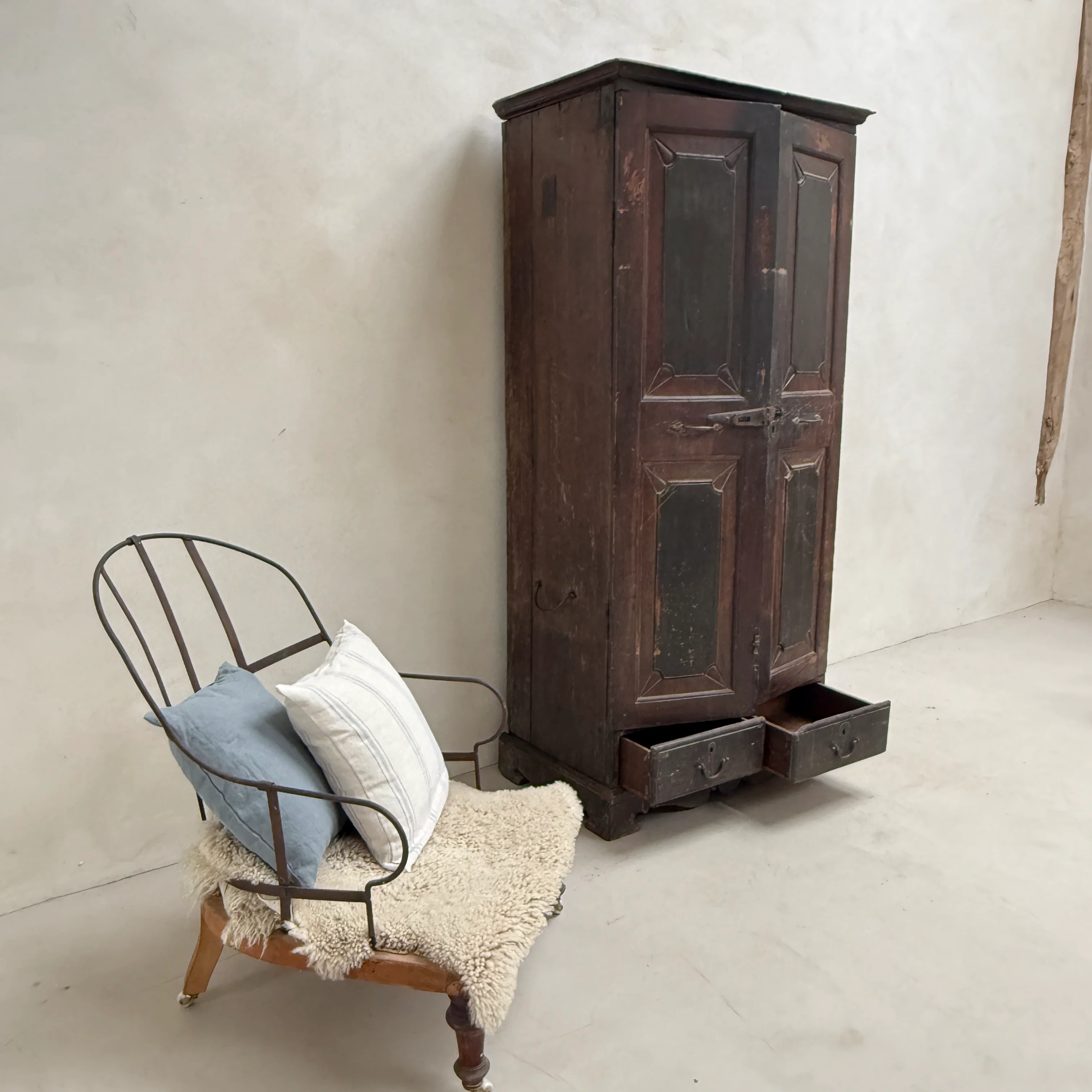 Antique Dark wood Cupboard Dorothy - Image 4
