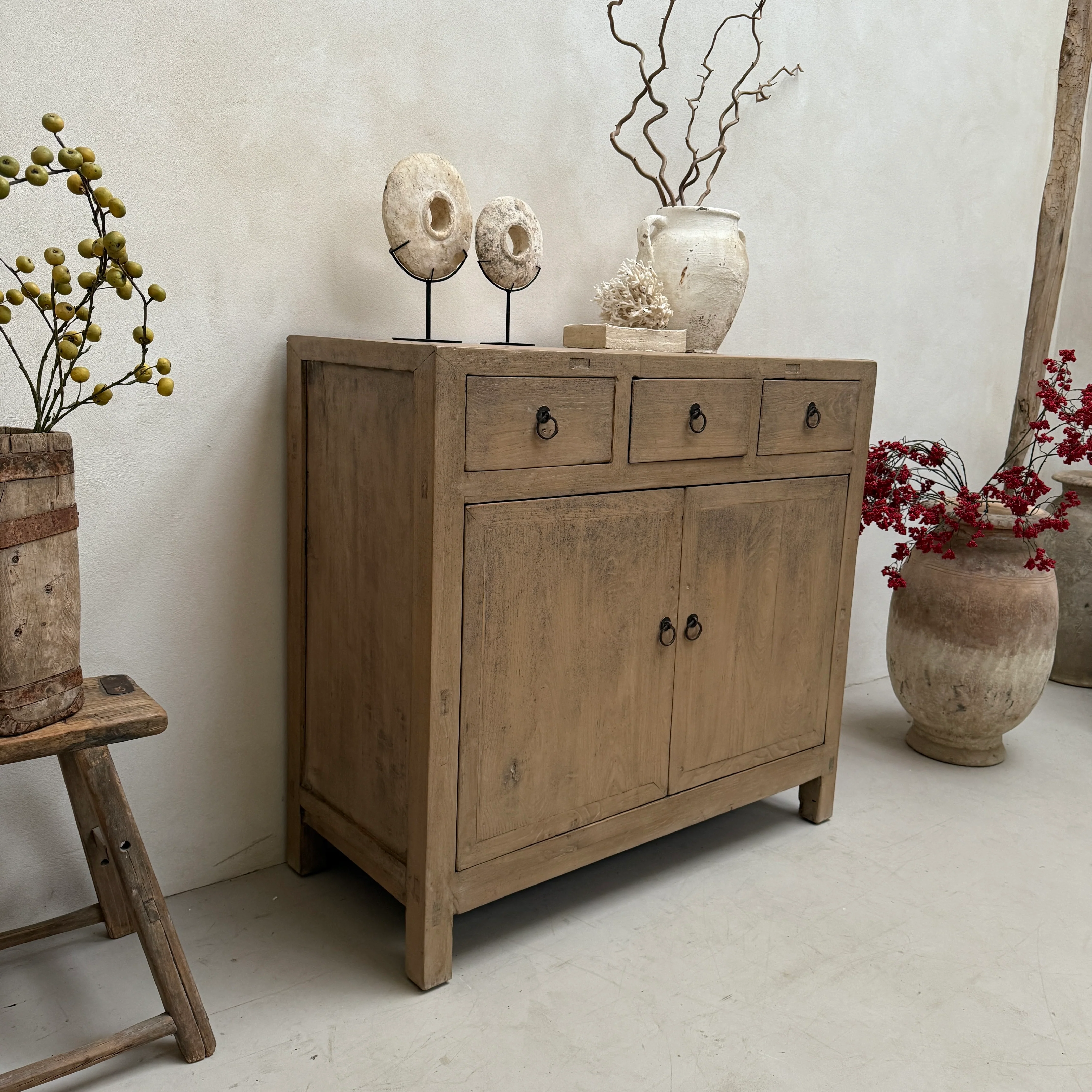 Antique Elm Cupboard Bryanstan - Image 5