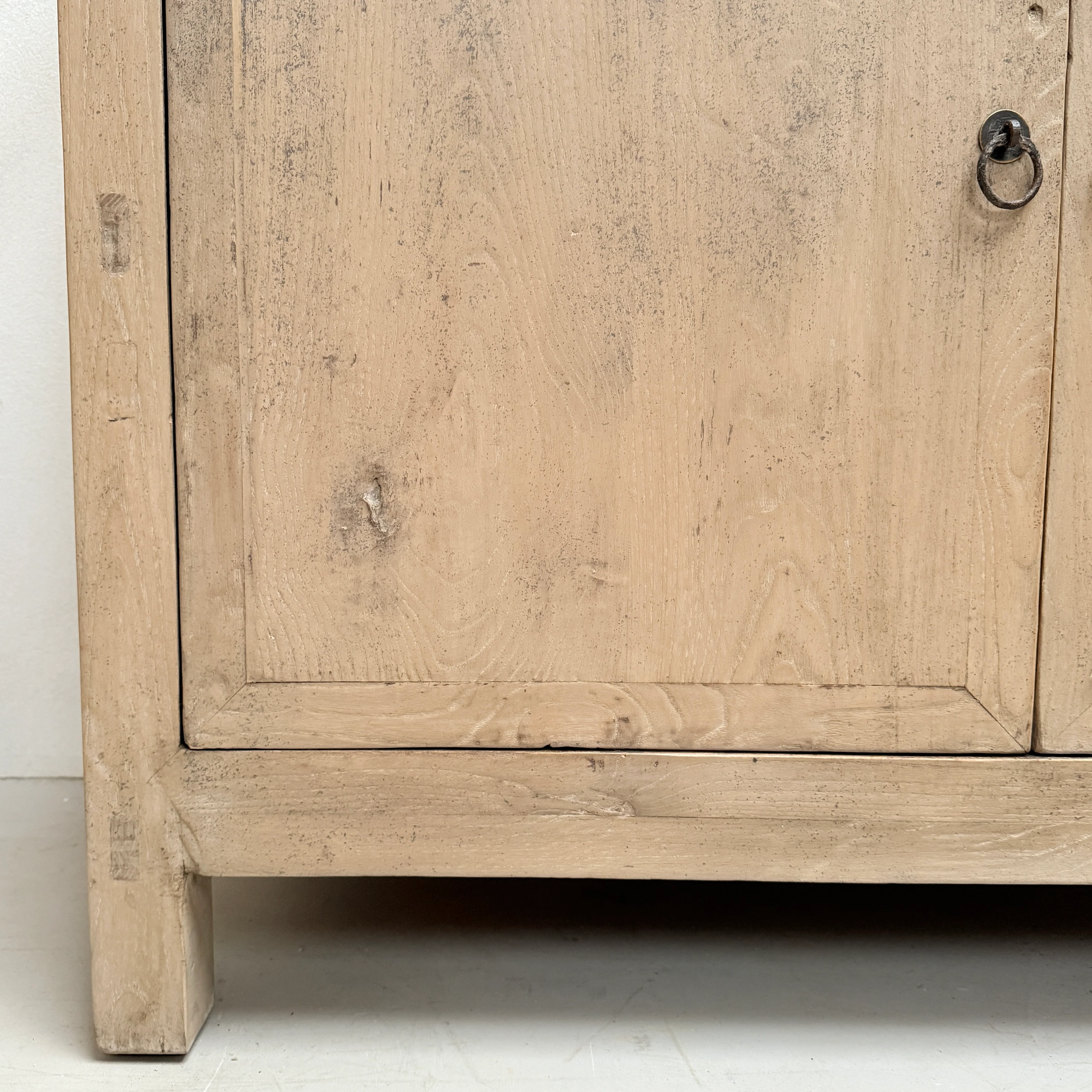 Antique Elm Cupboard Bryanstan - Image 8