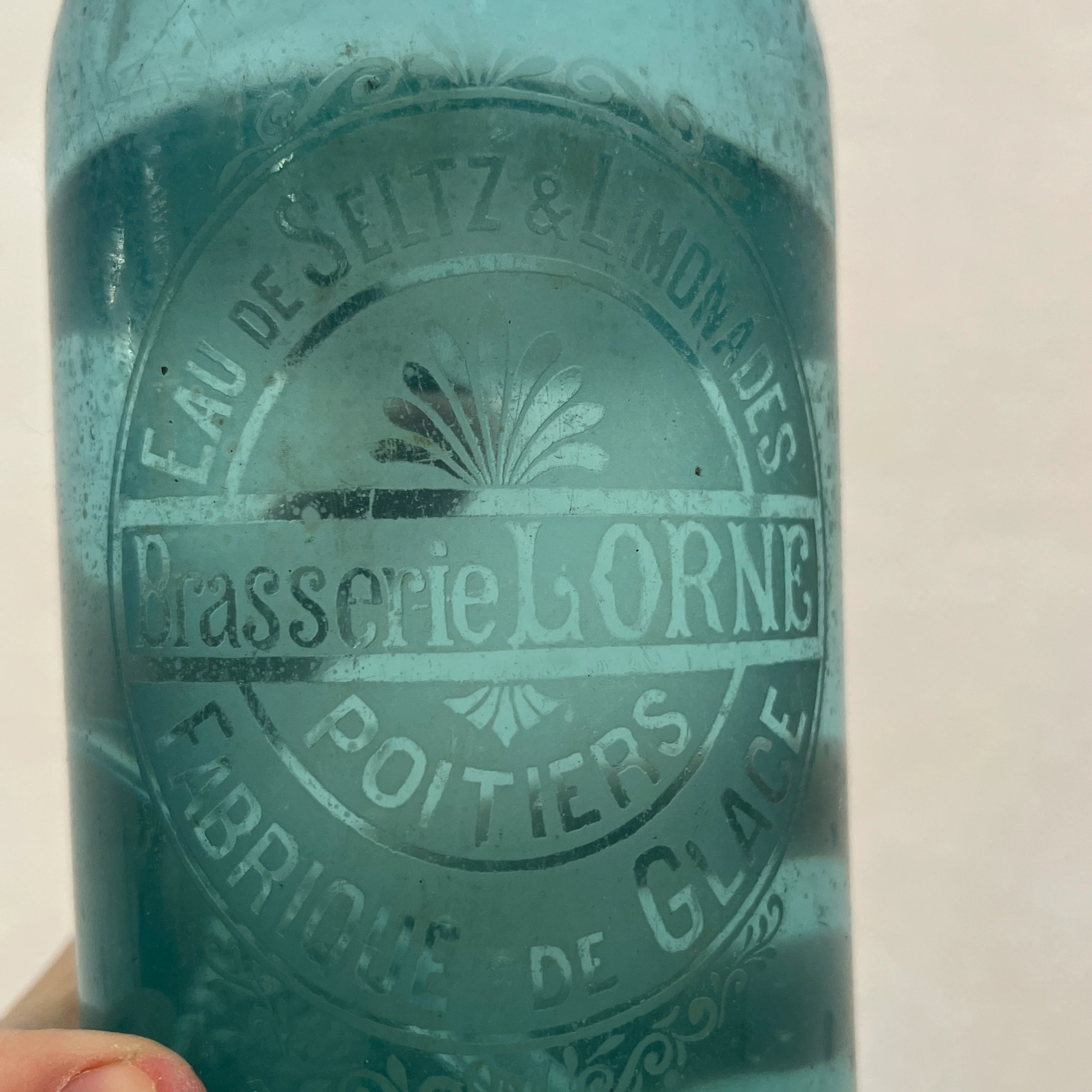 French Art Deco Soda Syphons - Image 4