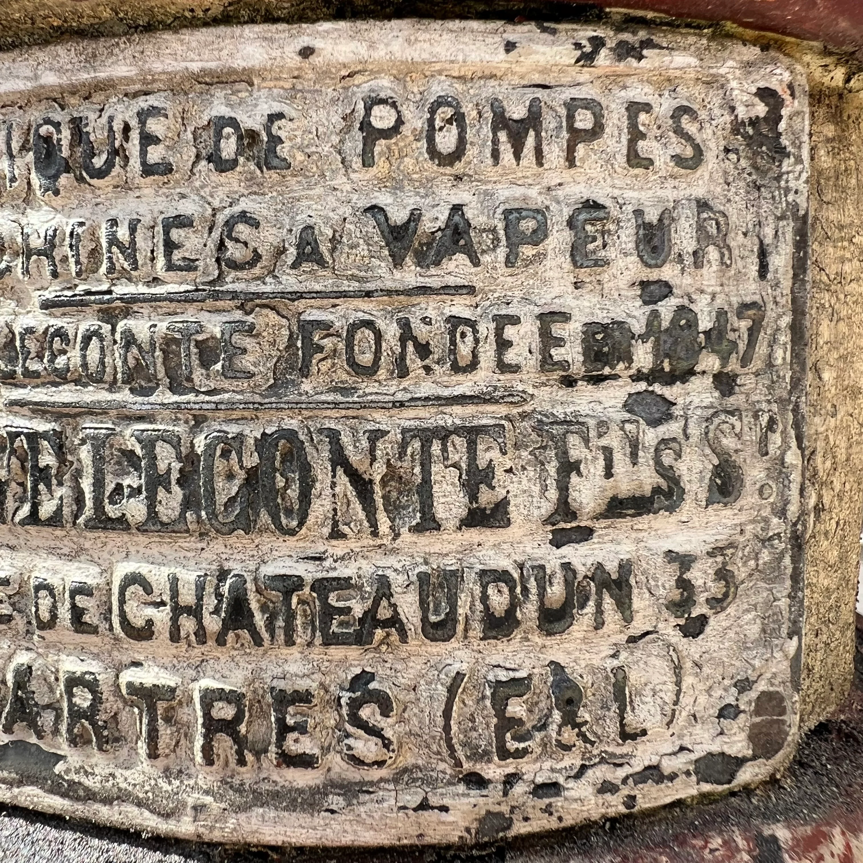Antique French water feature - Pump and Stone Trough - Image 3
