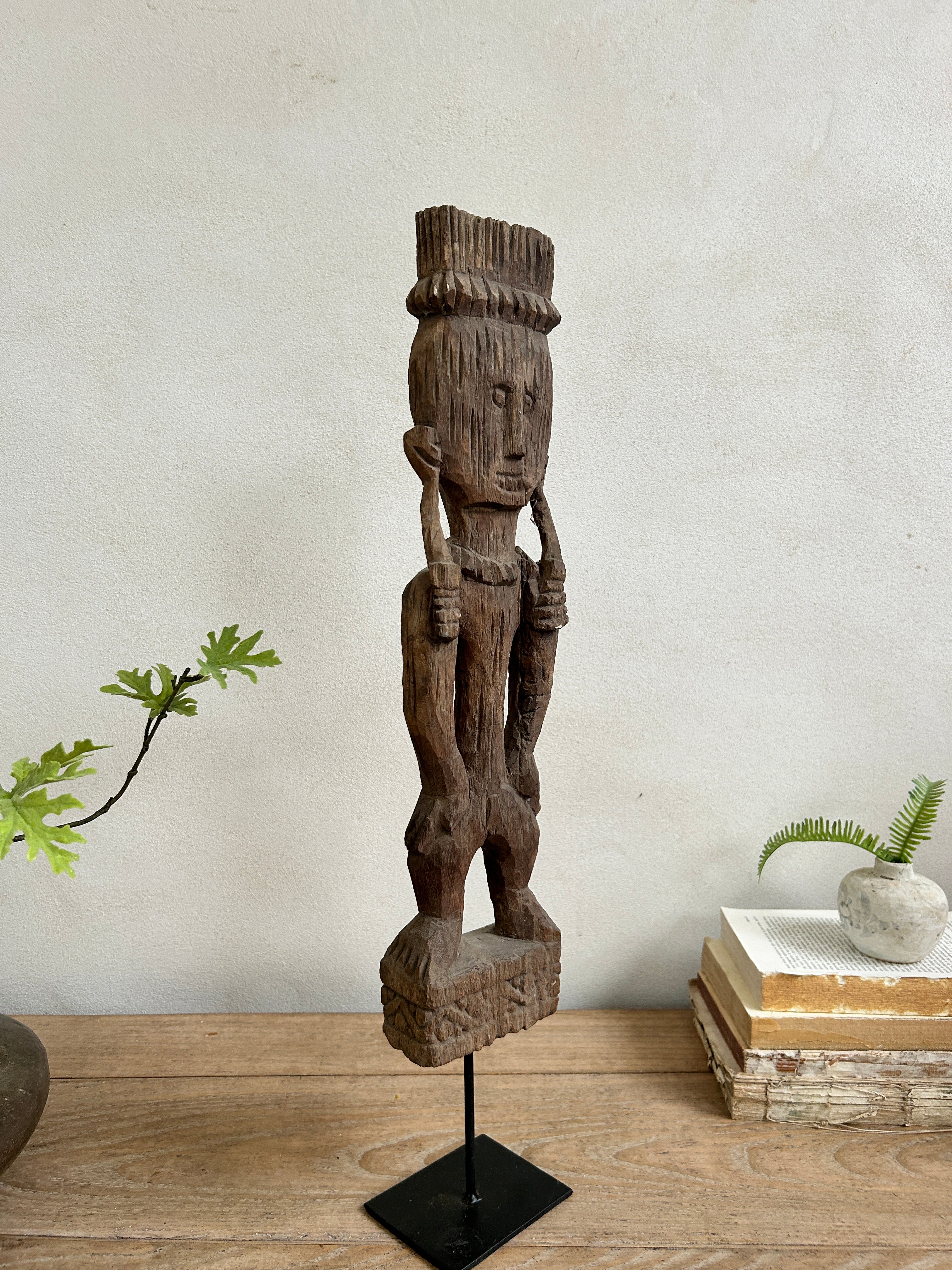 Antique hand-carved wooden statues on stand | Wira - Image 4