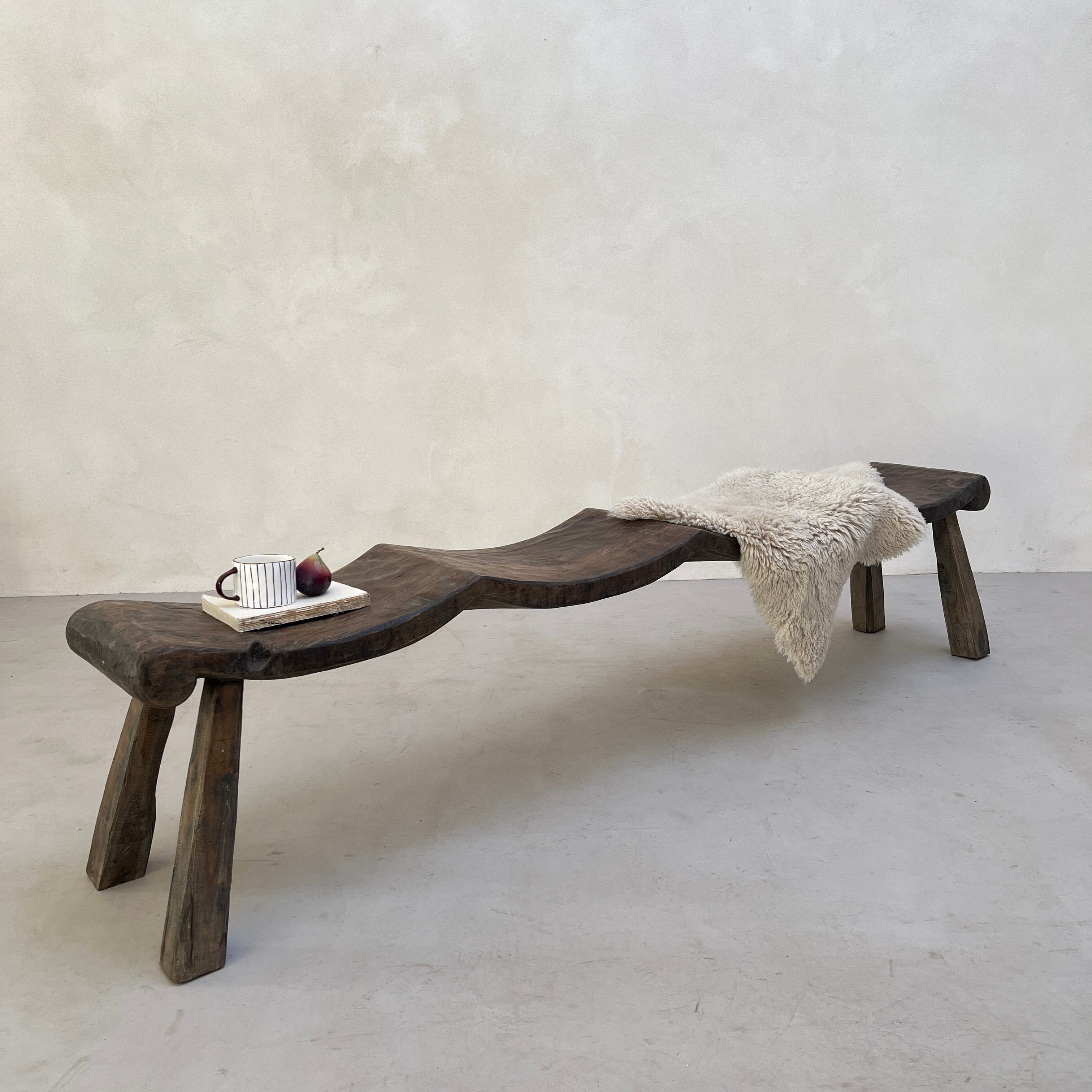 Antique Handcarved Curved Bench | Four seats - Image 3