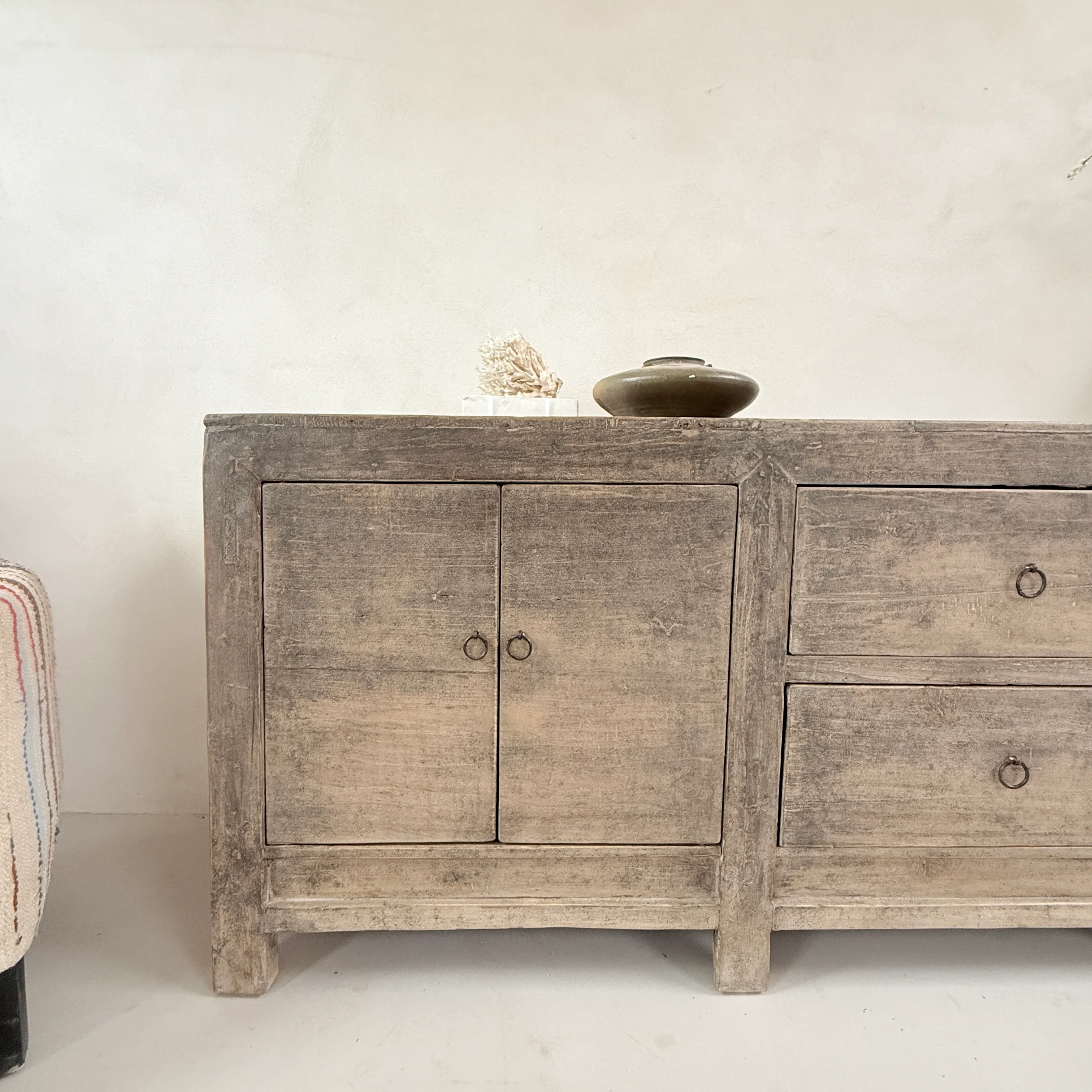 Antique Large Black Sideboard Casterton - Image 3
