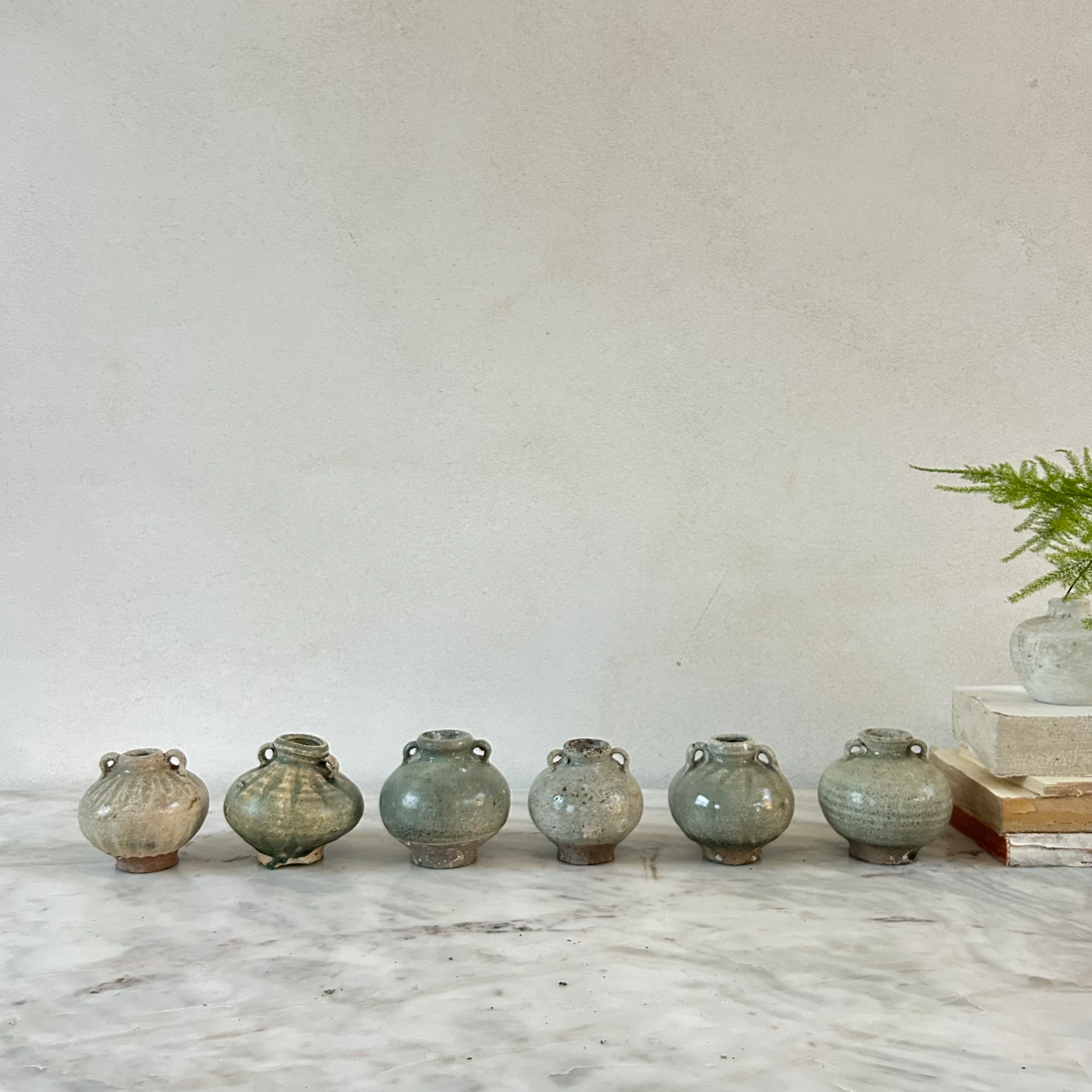 Antique Ming Dynasty miniature vase Yasmin - Image 2