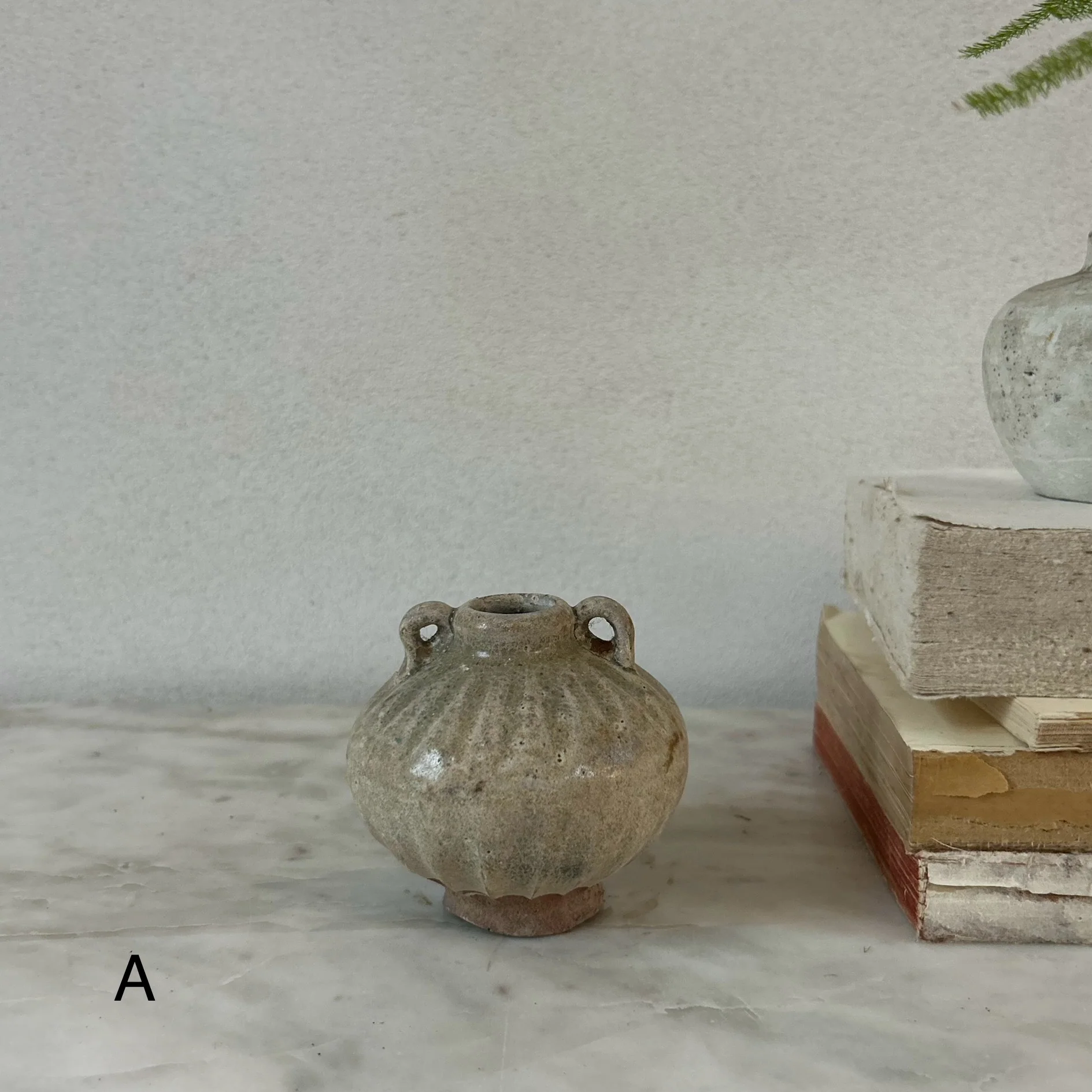 Antique Ming Dynasty miniature vase Yasmin - Image 3