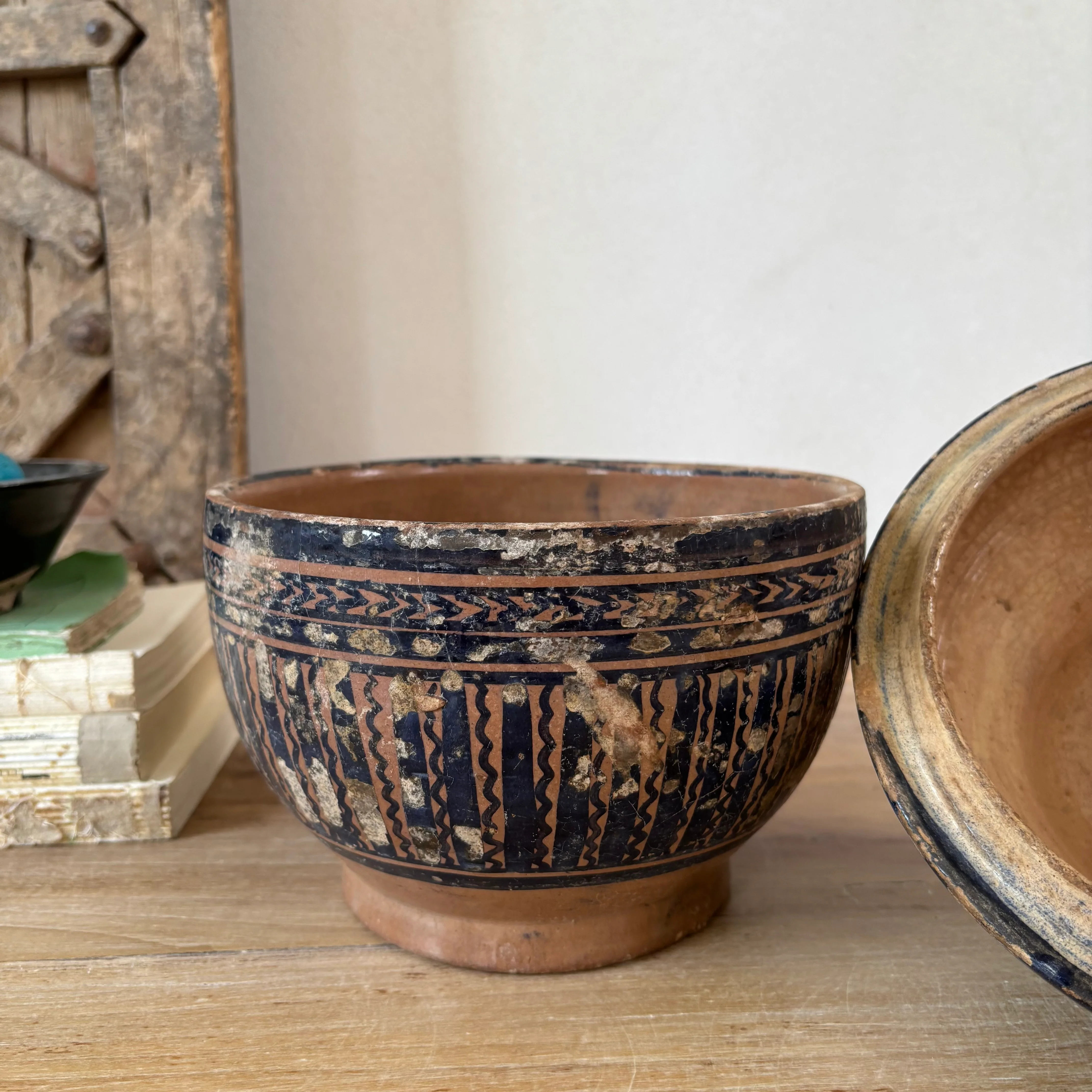Antique Moroccan Safi Jubbaha Pot | Menna - Image 10