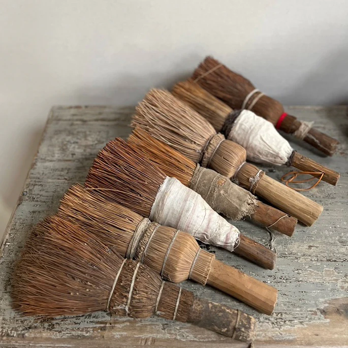 Antique Oriental handmade Brush - Image 2
