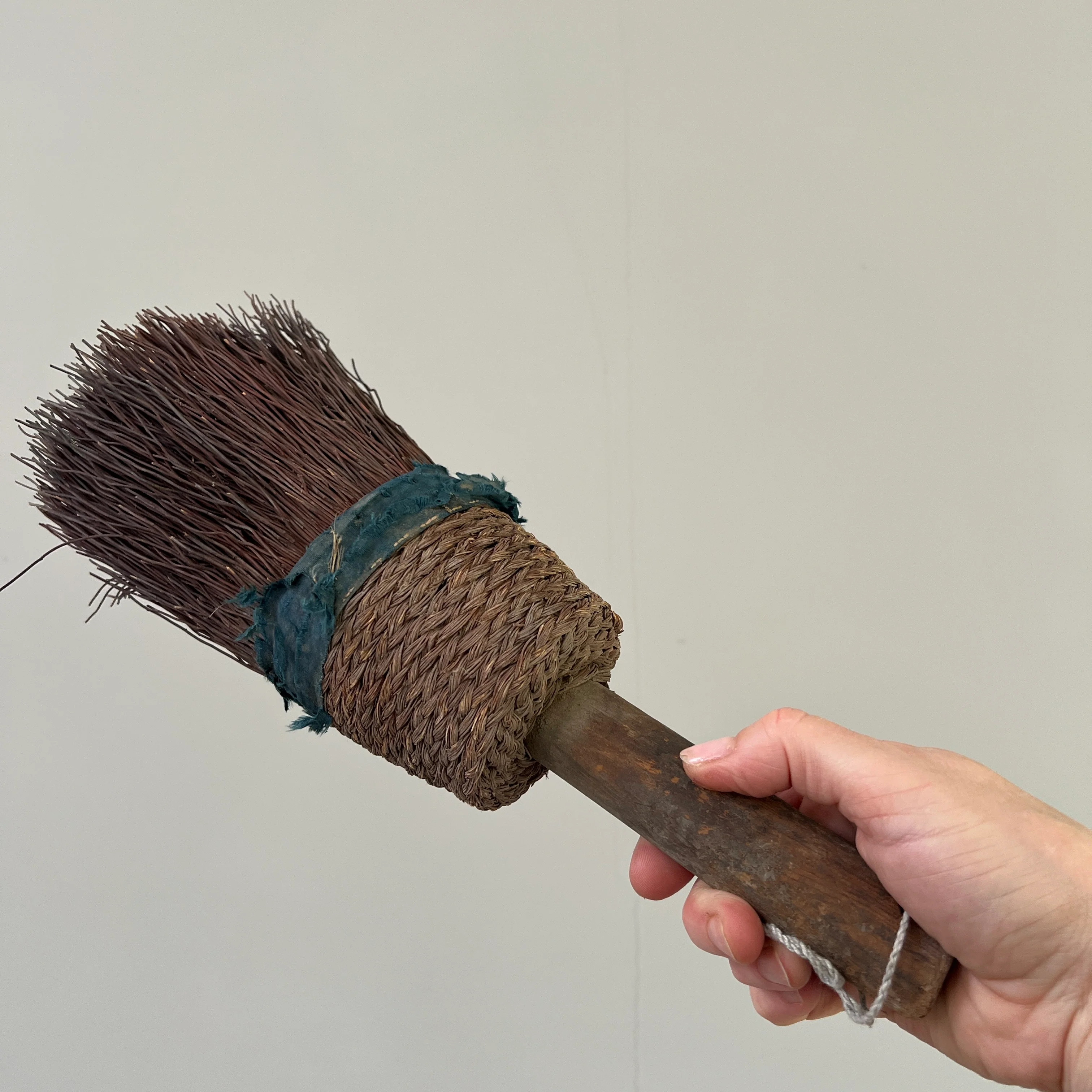 Antique Oriental handmade Brush Large - Image 4