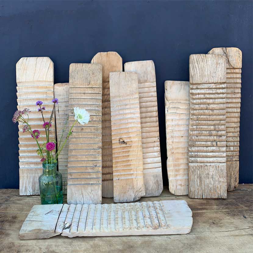 Antique rustic wooden washboard | slim - Image 3