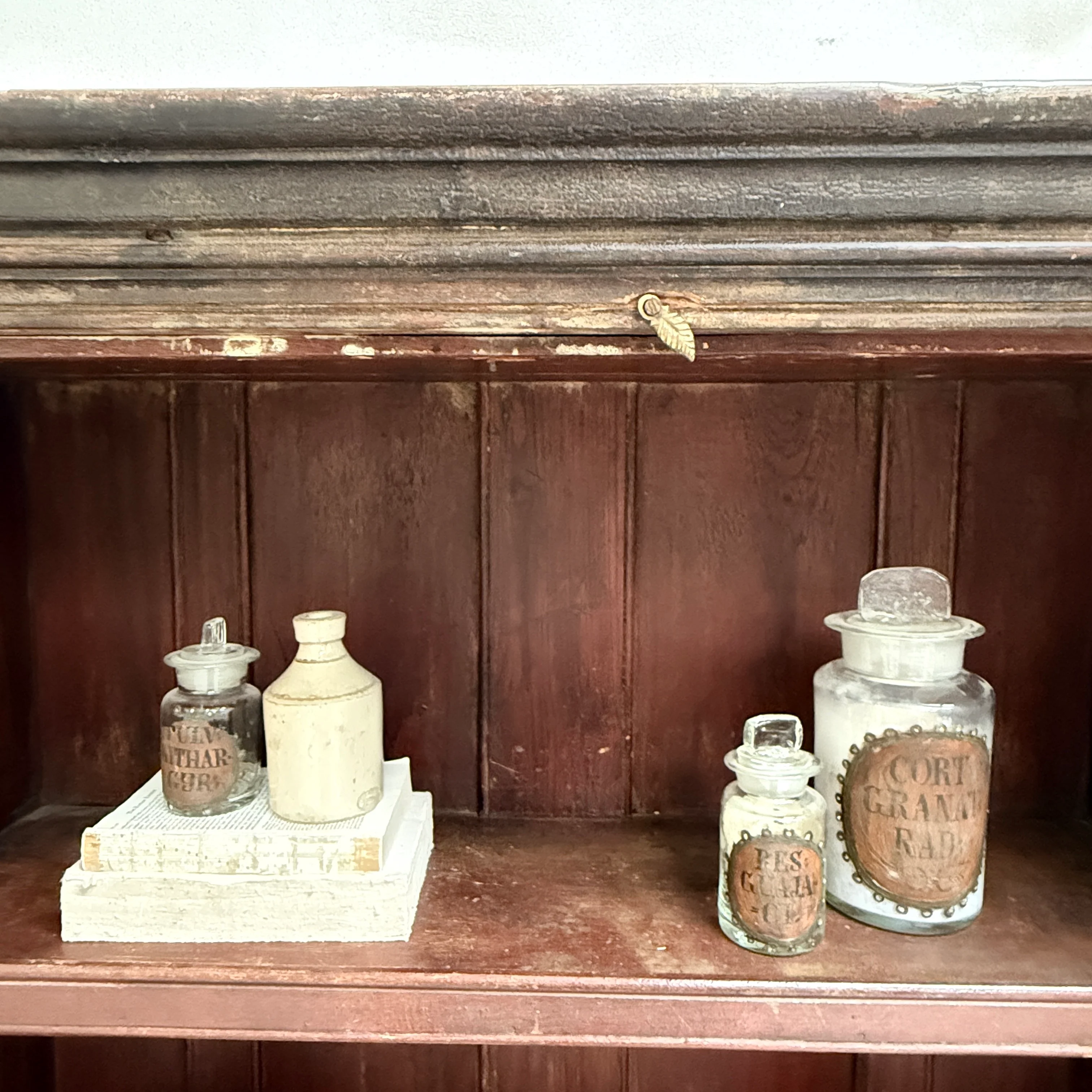 Antique Small Cupboard Clara - Image 9