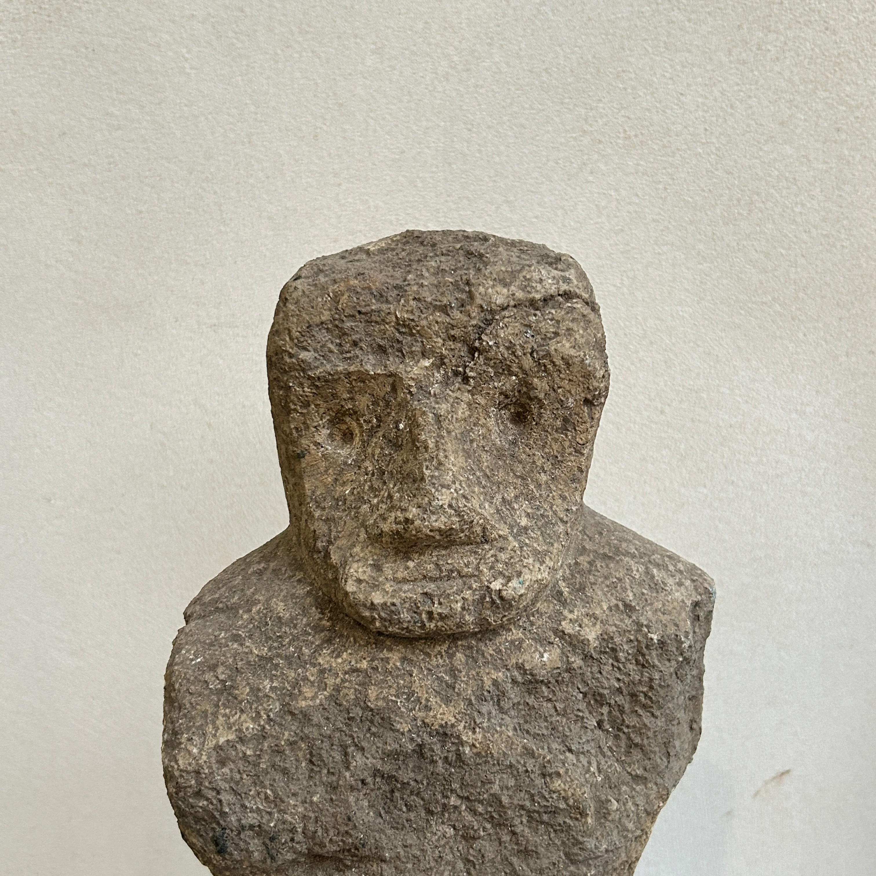 Antique Stone statue on stand | Intan - Image 3