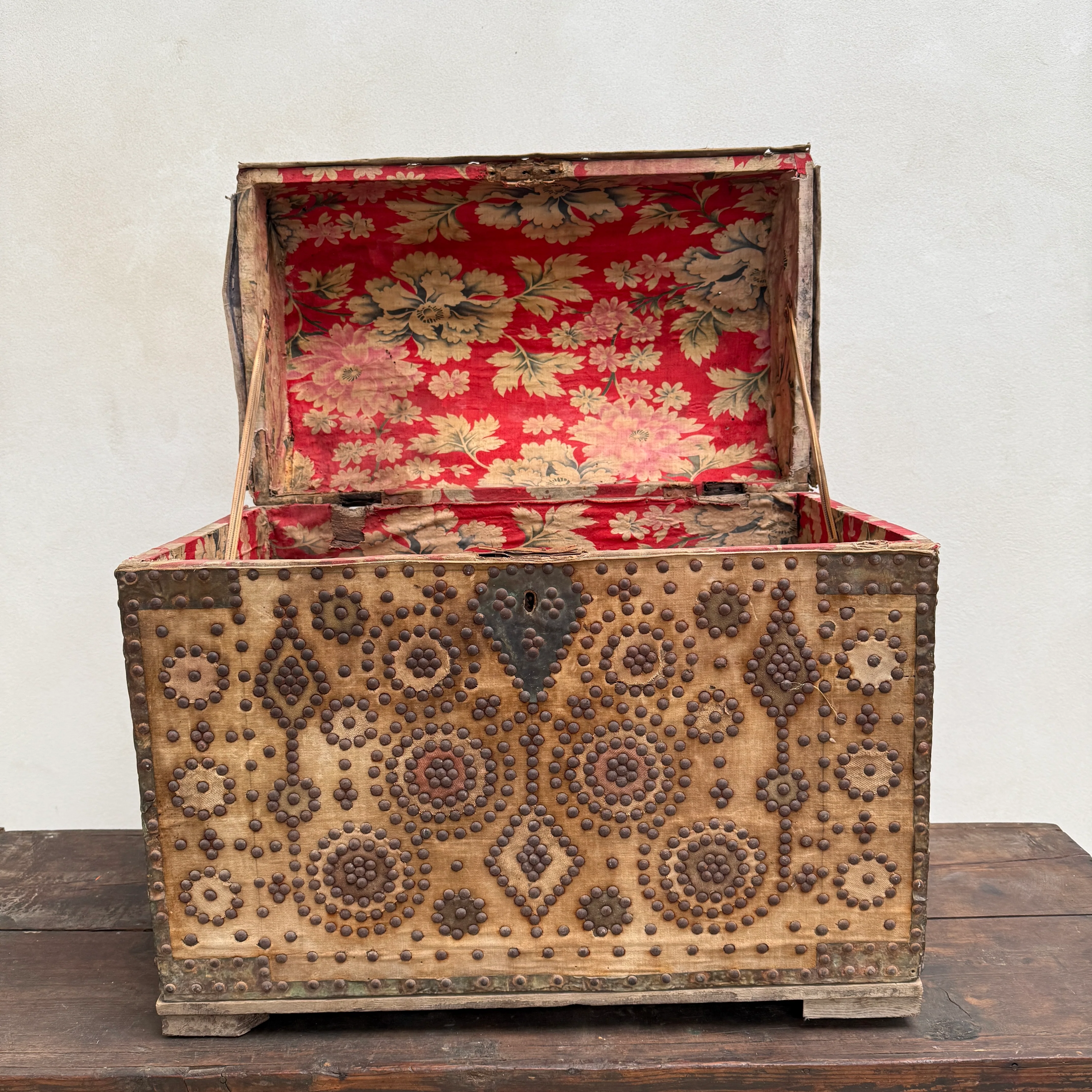 Antique Studded Trunk | Palesa - Image 3