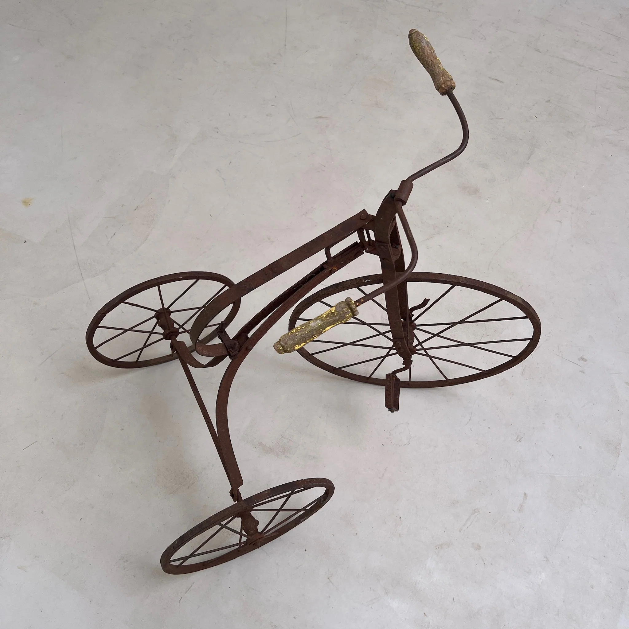 Antique Victorian Tricycle - Image 6