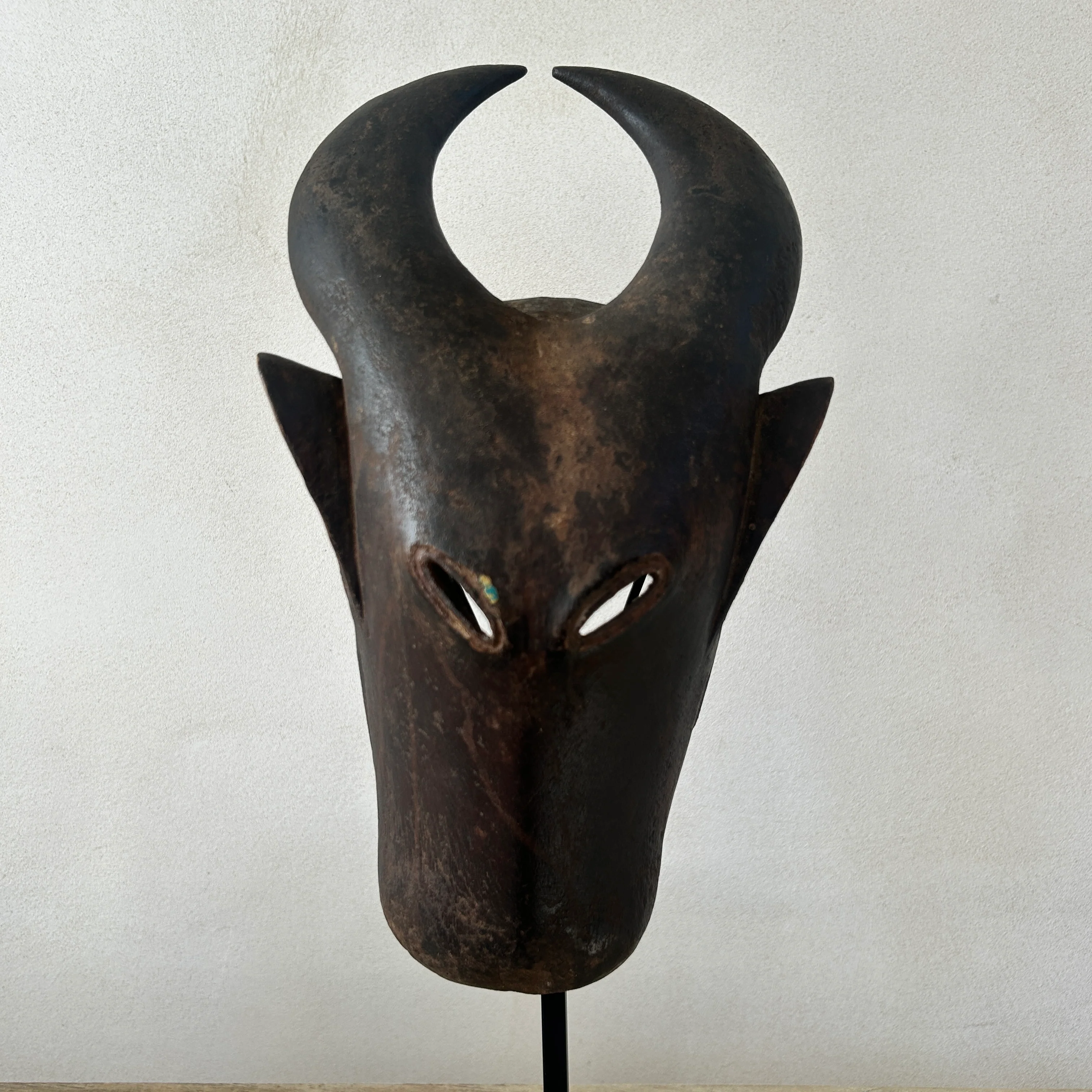 Antique West African tribal masks - Image 5