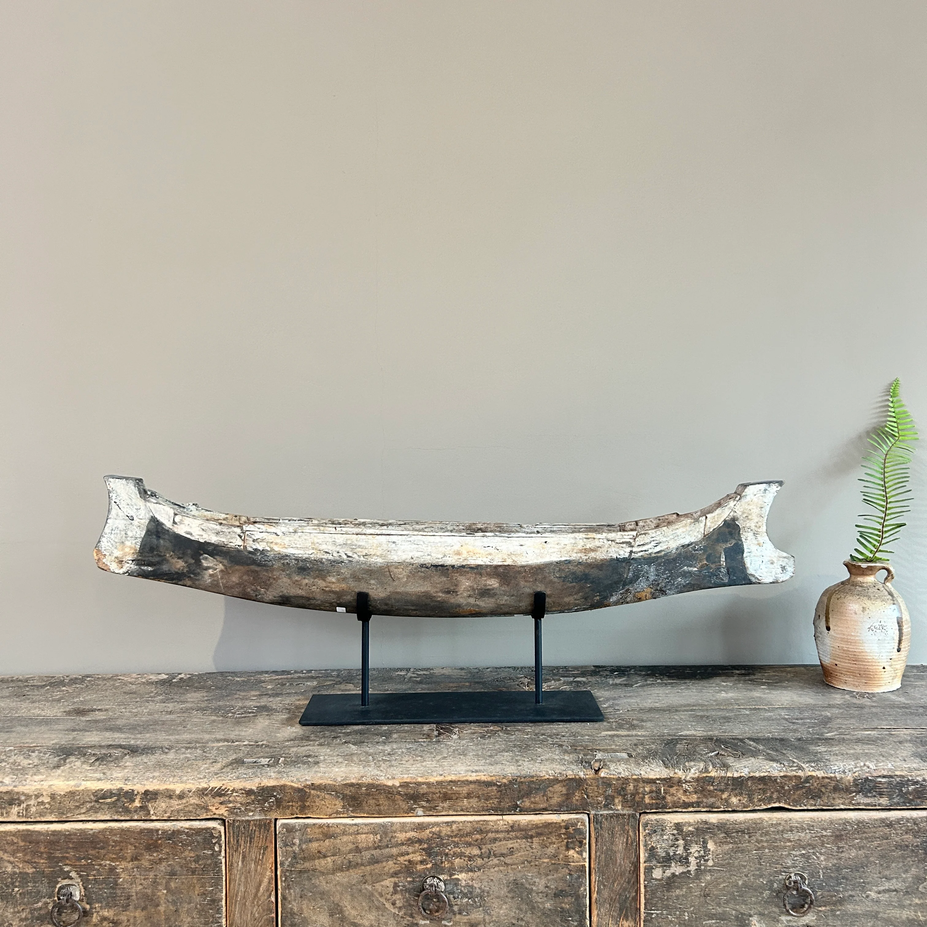 Antique wooden boat on stand | Krishna - Image 2
