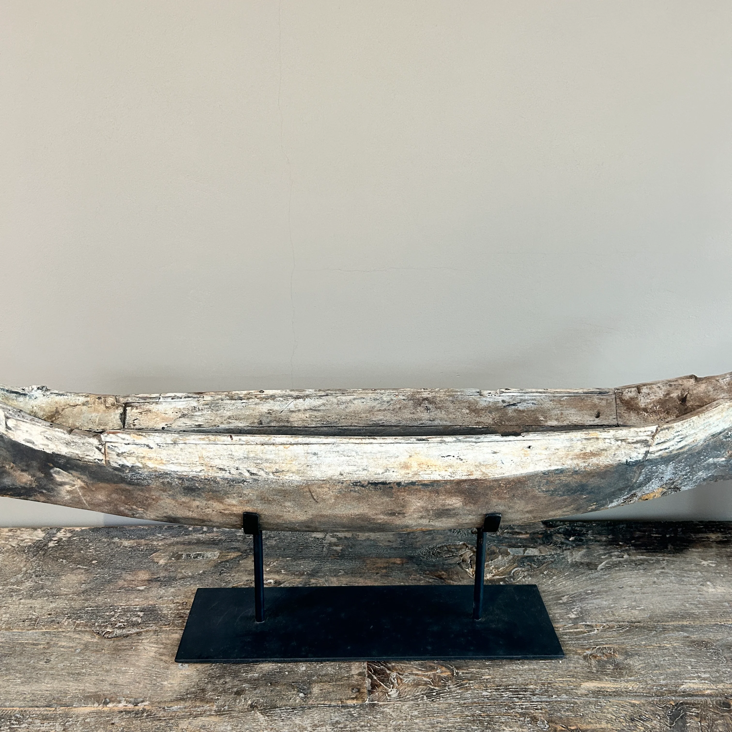 Antique wooden boat on stand | Krishna - Image 3