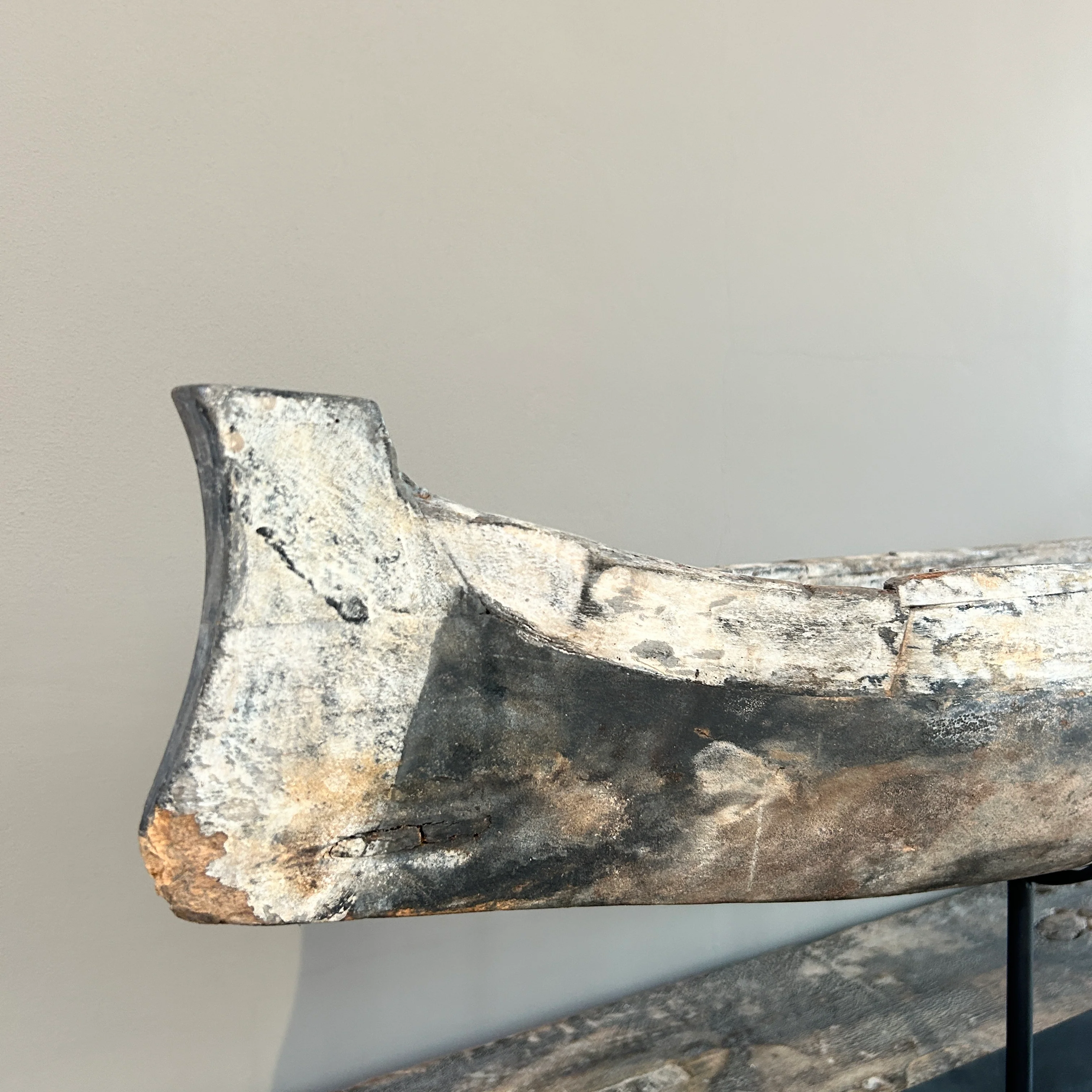 Antique wooden boat on stand | Krishna - Image 5
