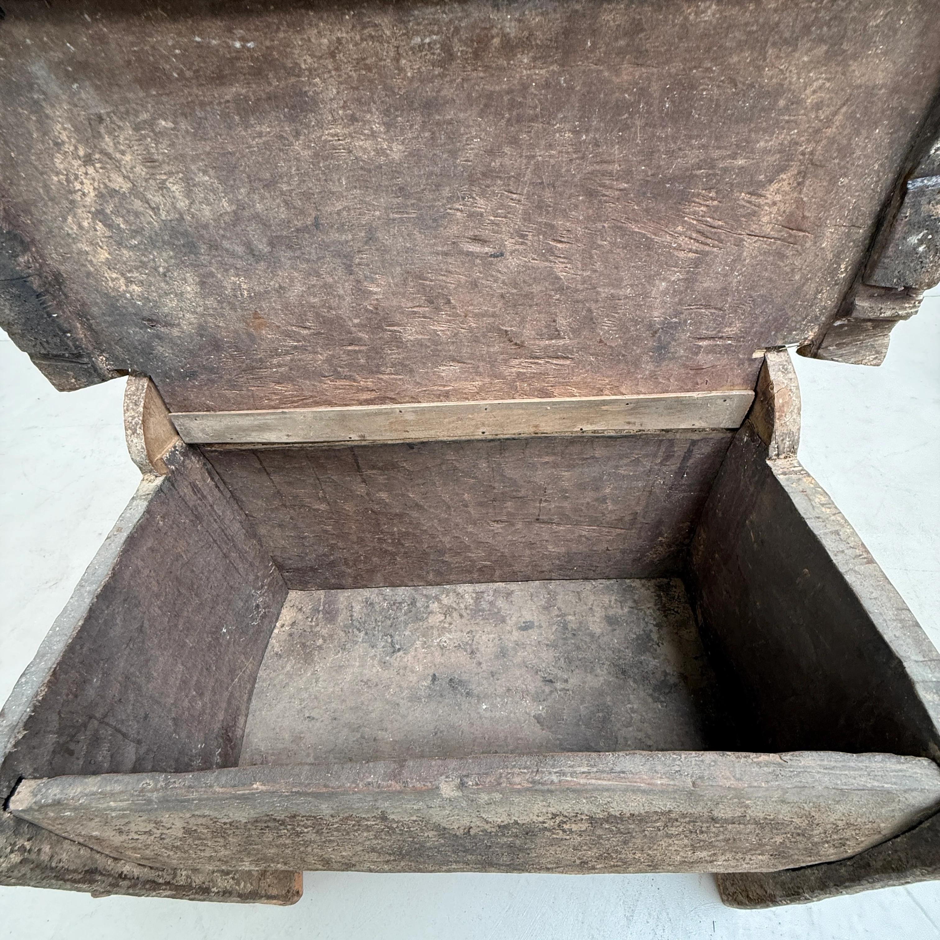 Antique wooden coffer storage box | Sandoor - Image 9