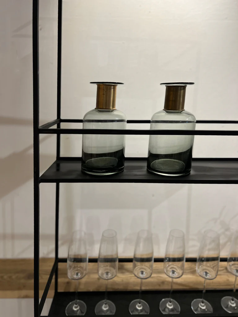 Black Metal display shelf - Image 5