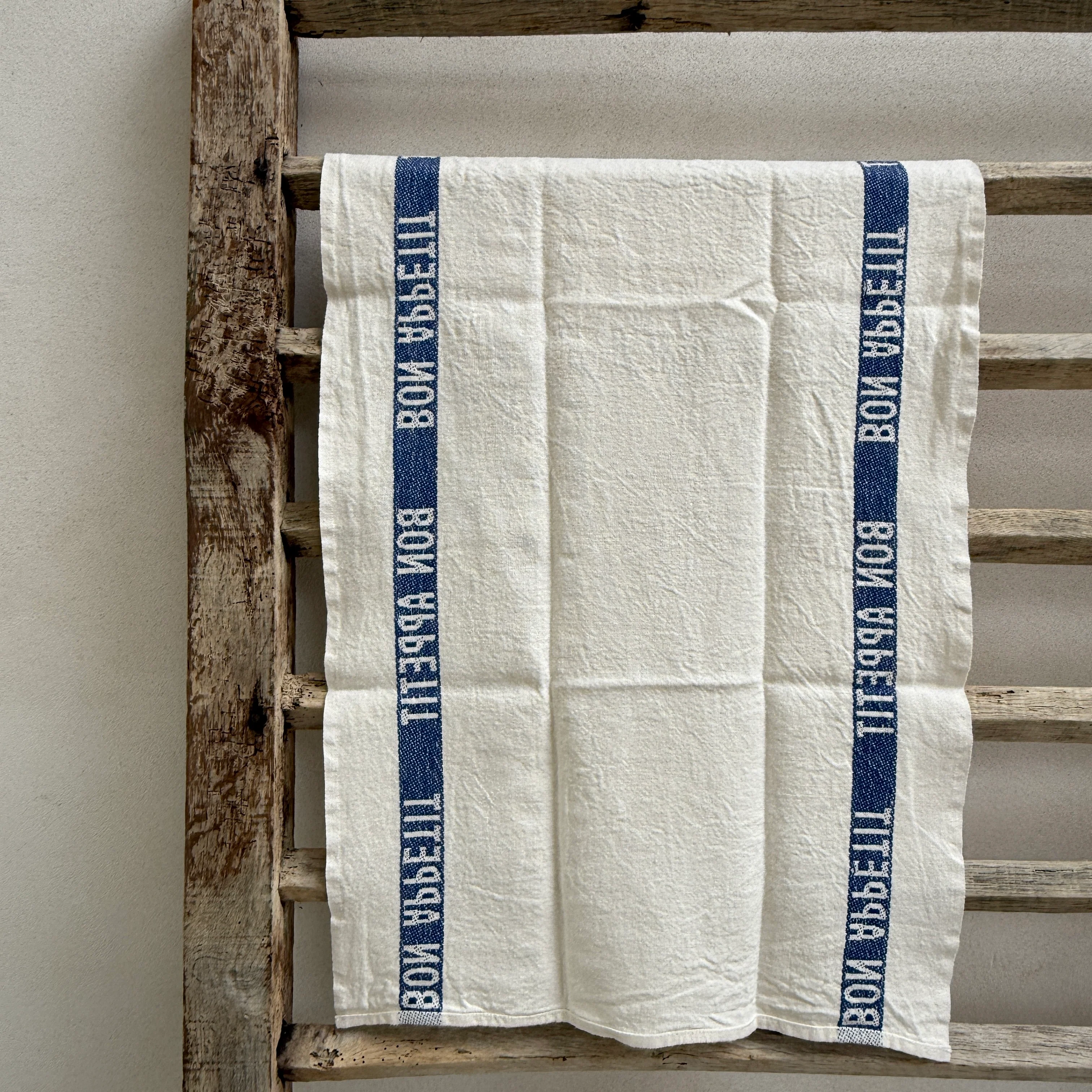 Bon Appetit Tea Towel Blue & White - Image 5