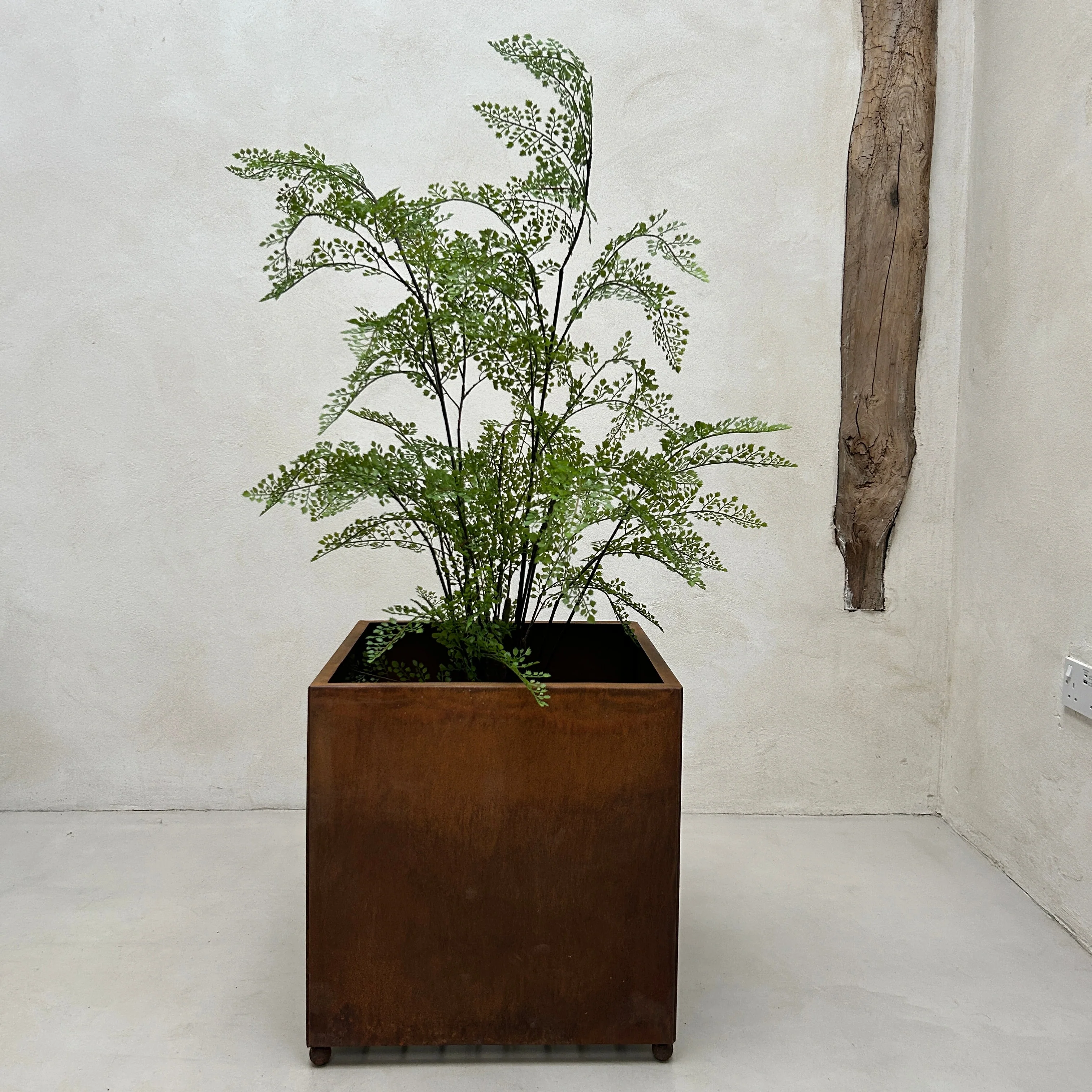Corten steel square garden planter - Image 2
