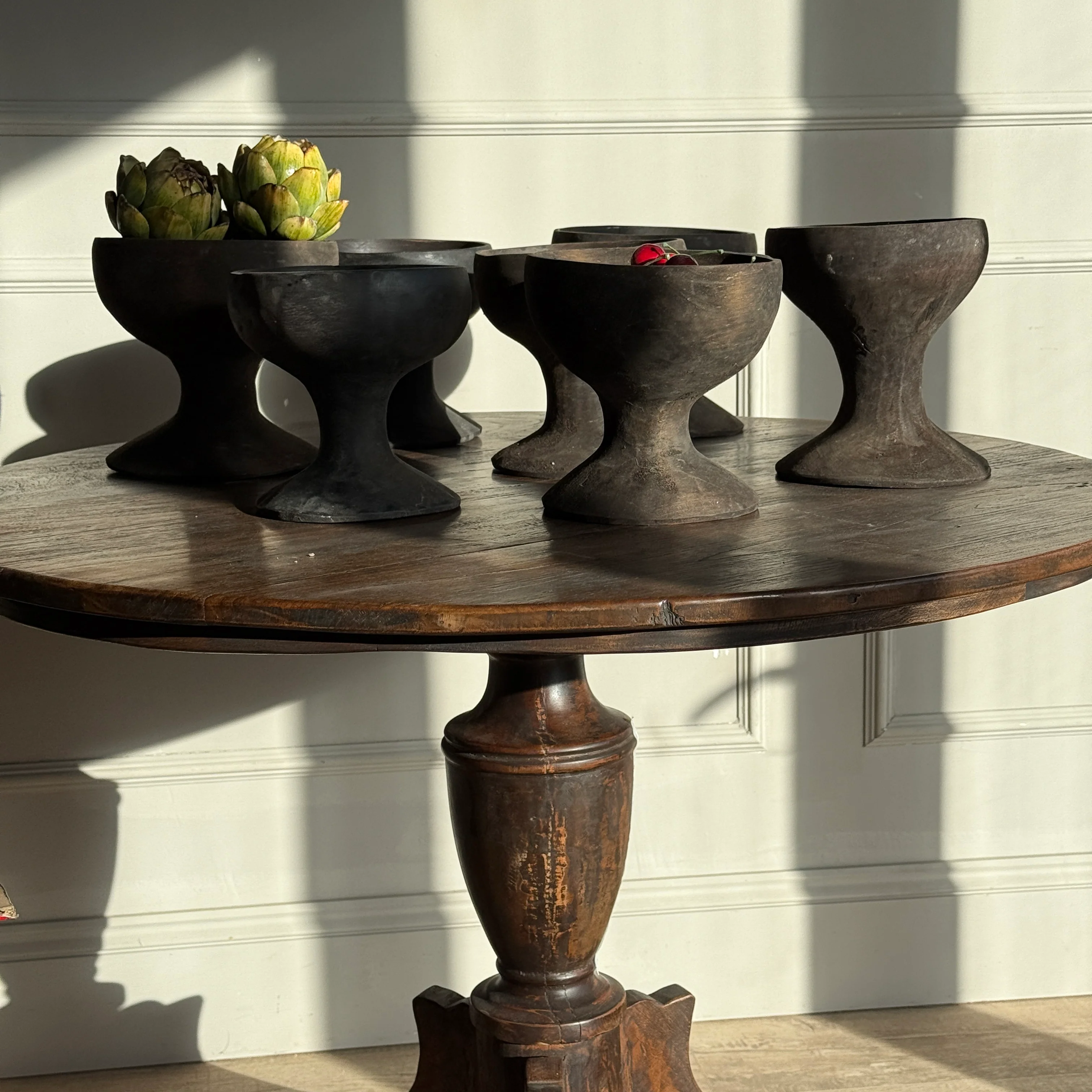 Dark Ironwood turned bowl on foot - Image 8