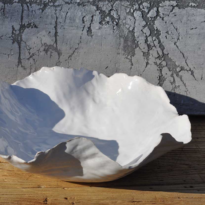 Decorative ceramic serving bowl medium - Image 3