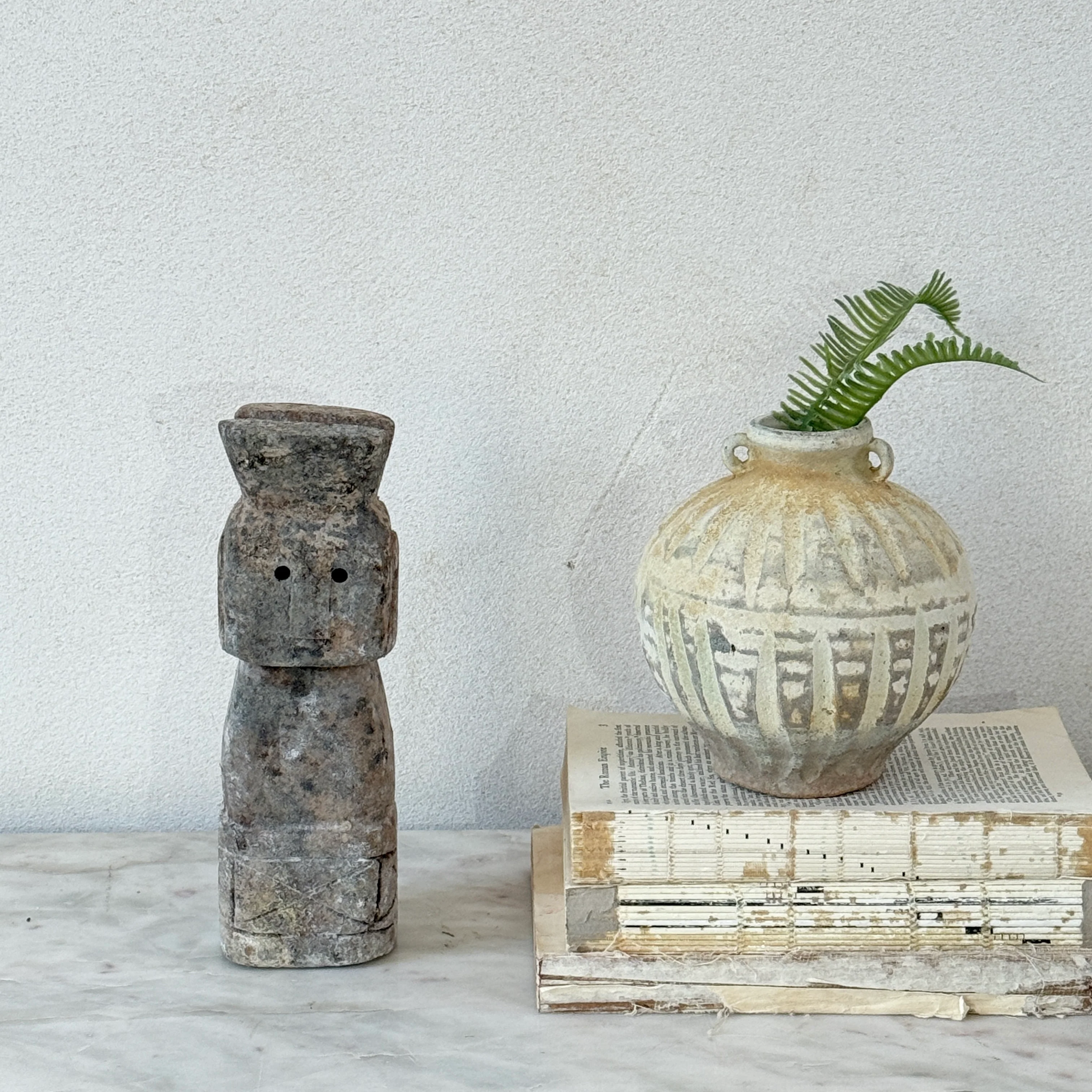 Decorative stone Sumba statue | Large