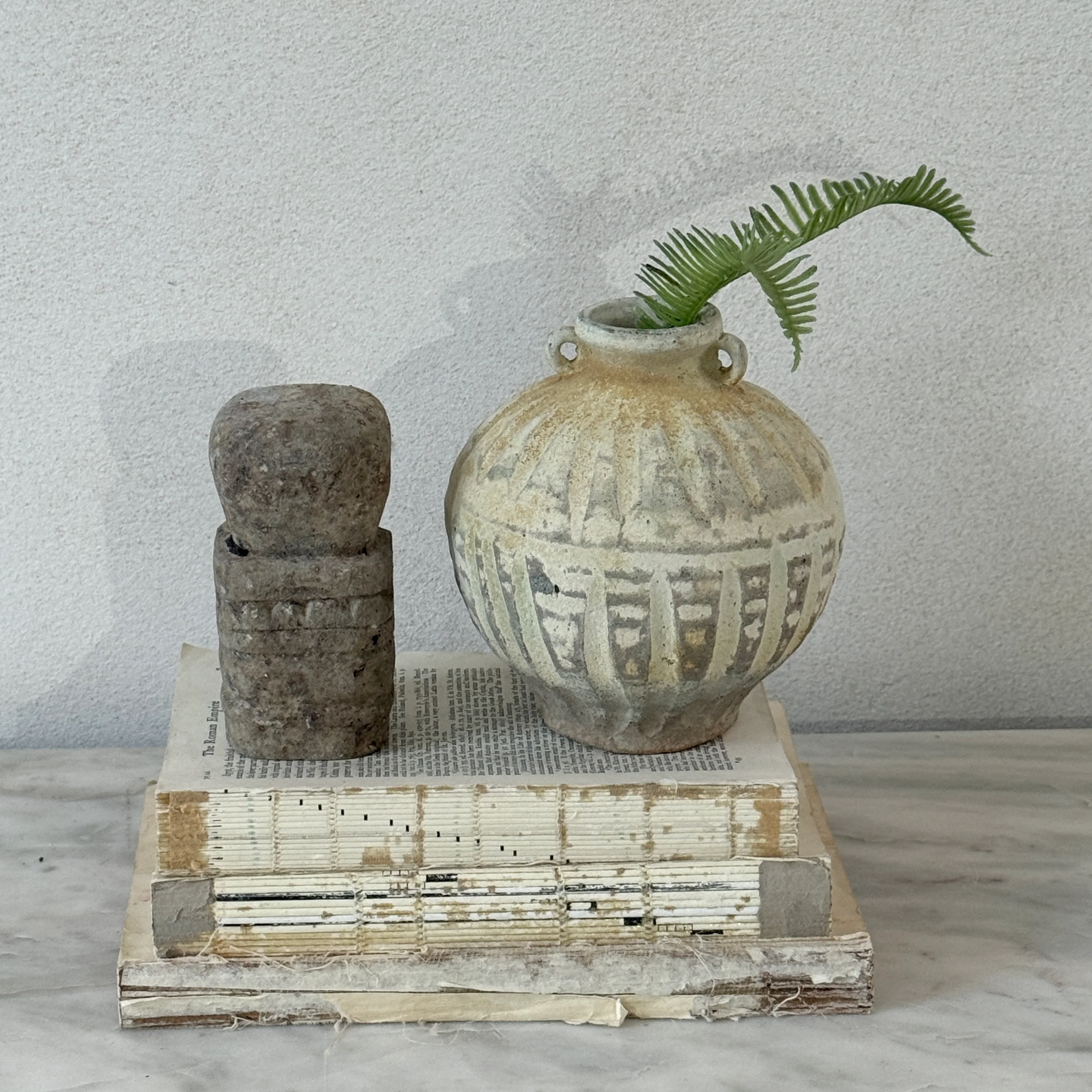 Decorative stone Sumba statue  | Small - Image 4