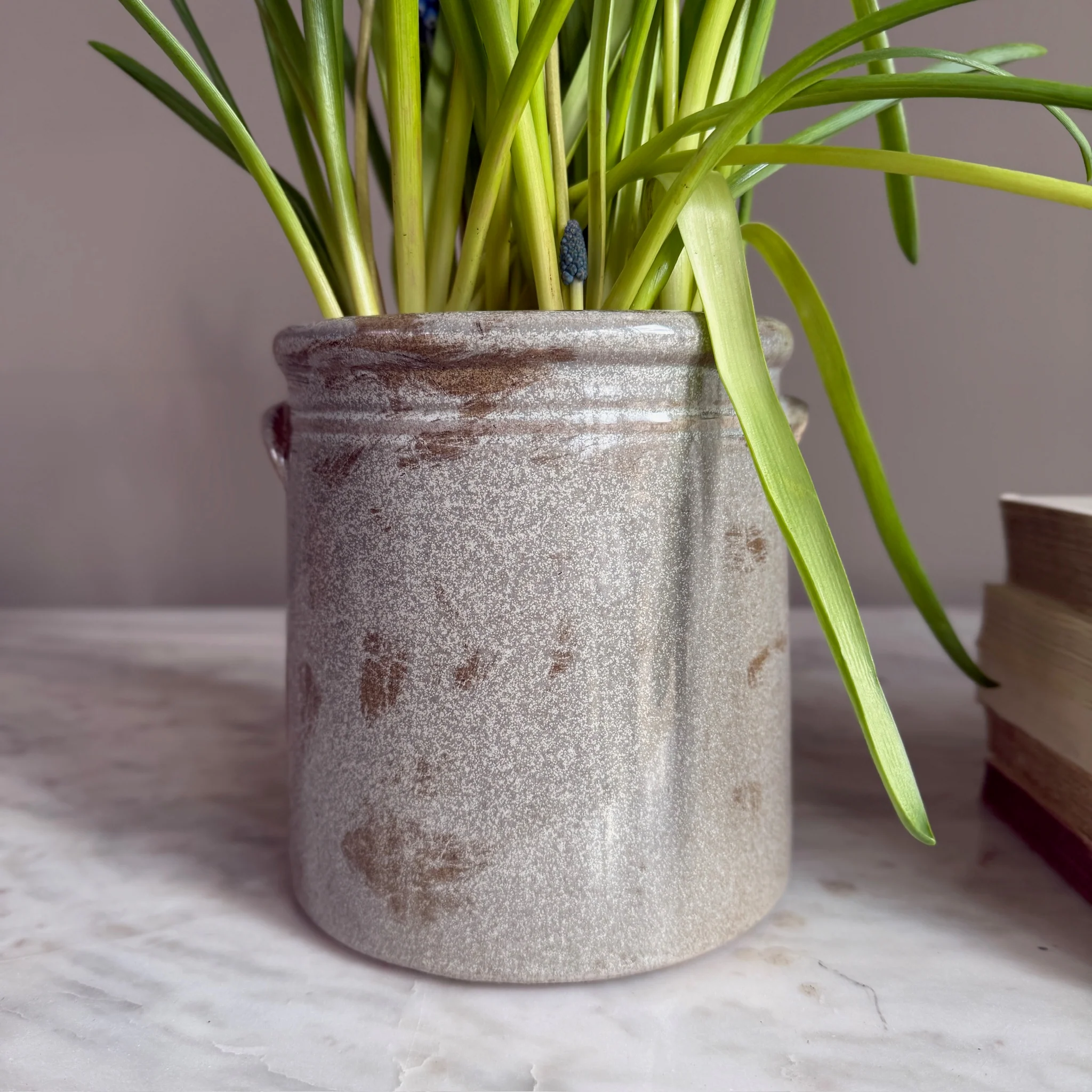 Distressed Grey Confit Pot | Bordeaux - Image 8