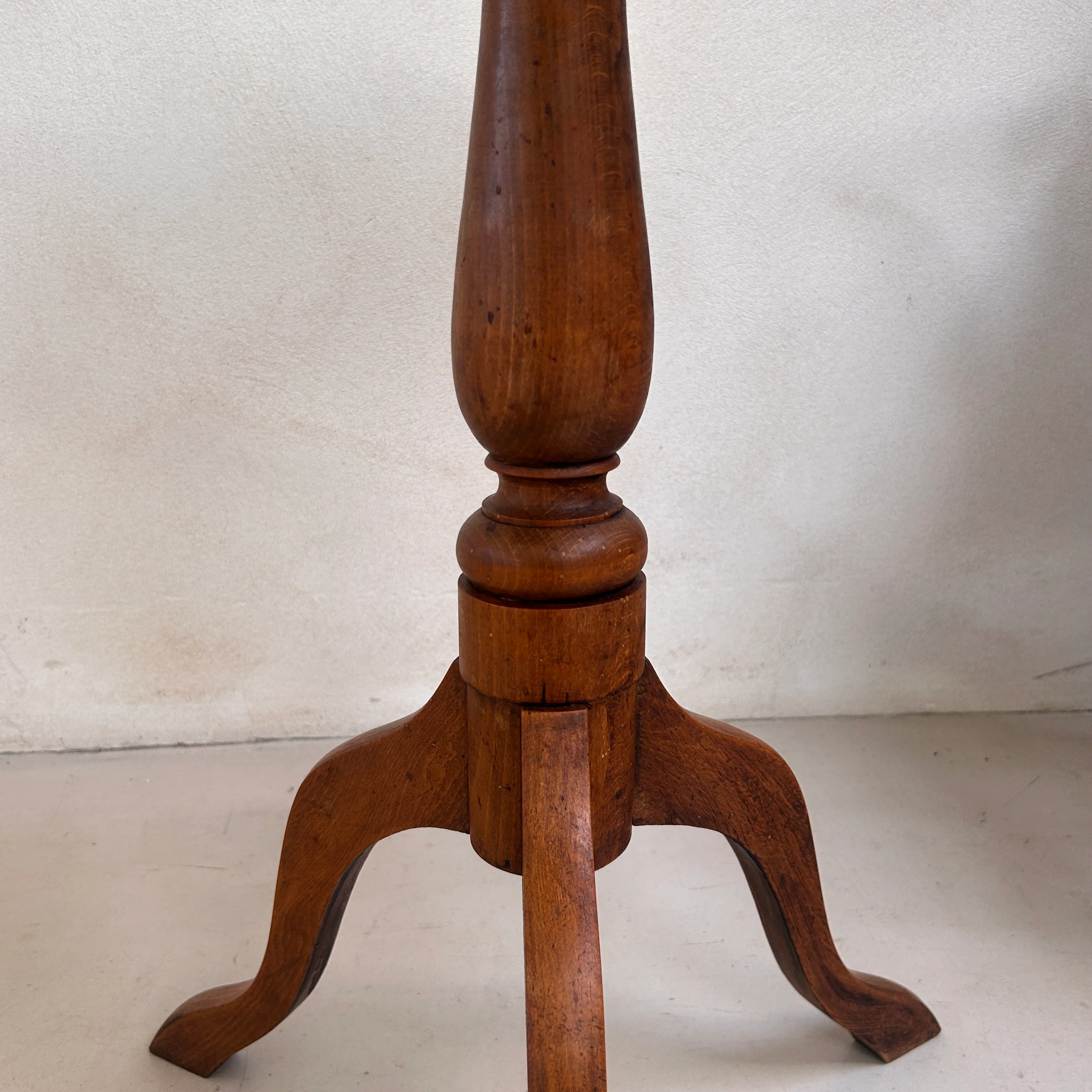 English Antique dark wood side table | Joko - Image 3