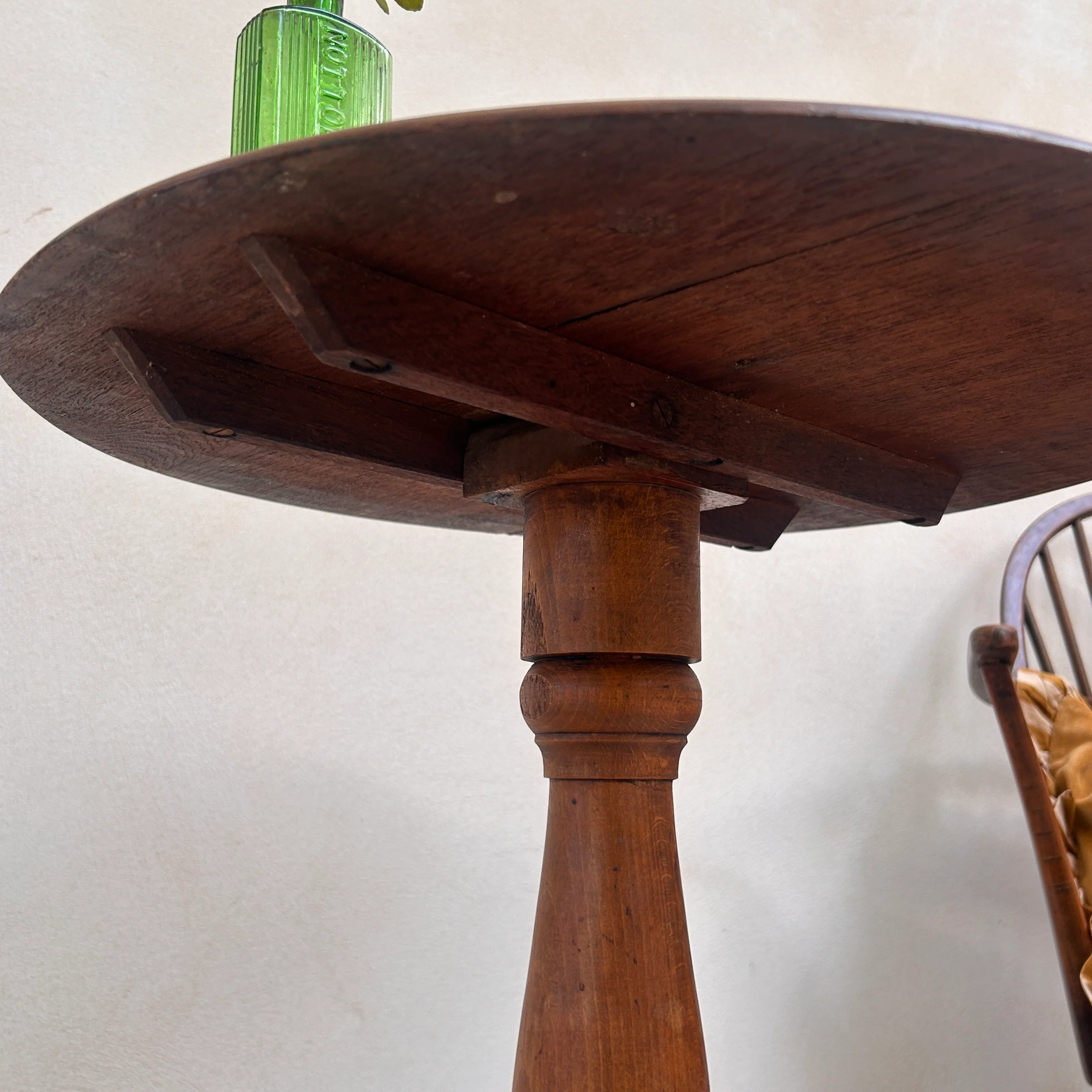 English Antique dark wood side table | Joko - Image 4