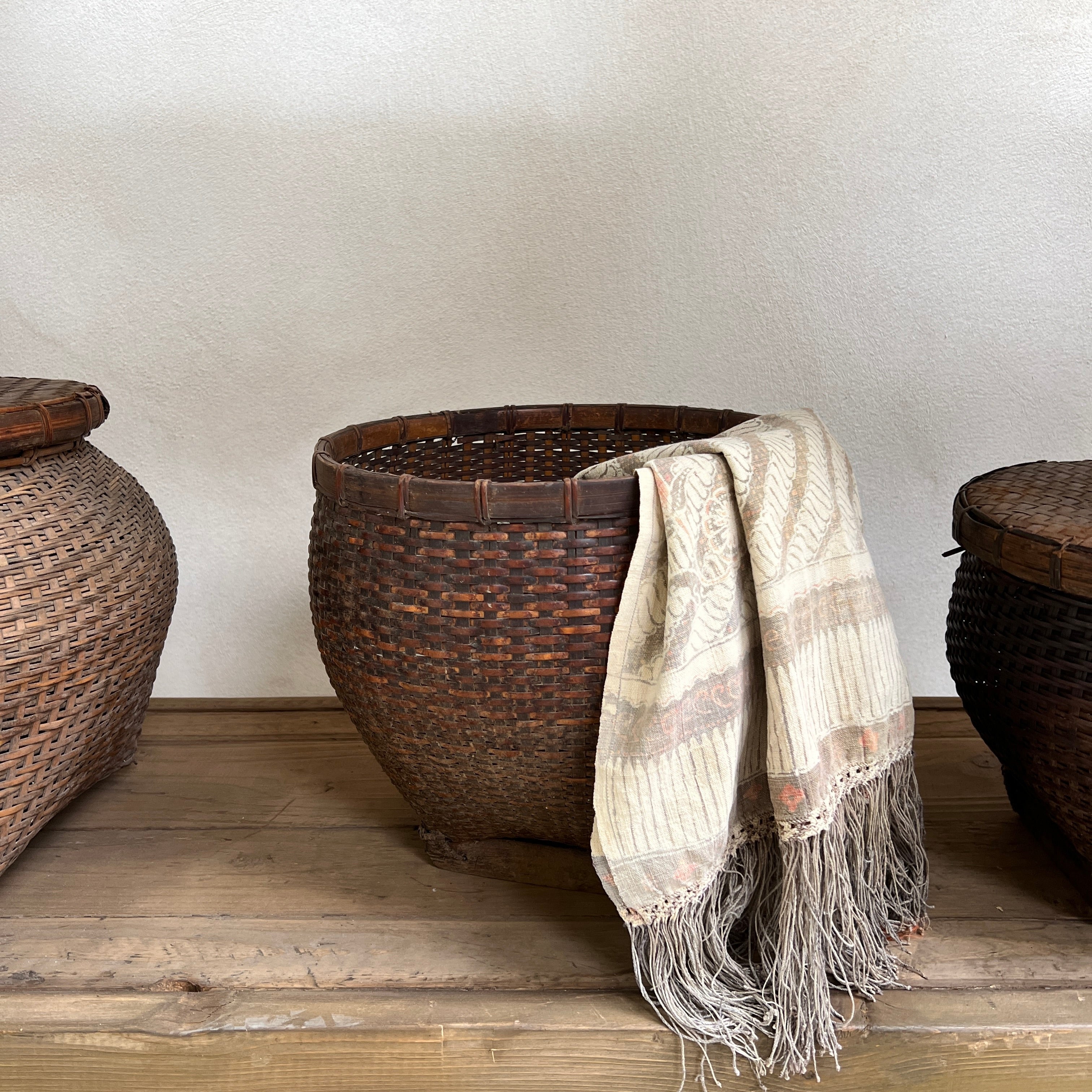 Fine weave vintage Bintan basket - Image 6