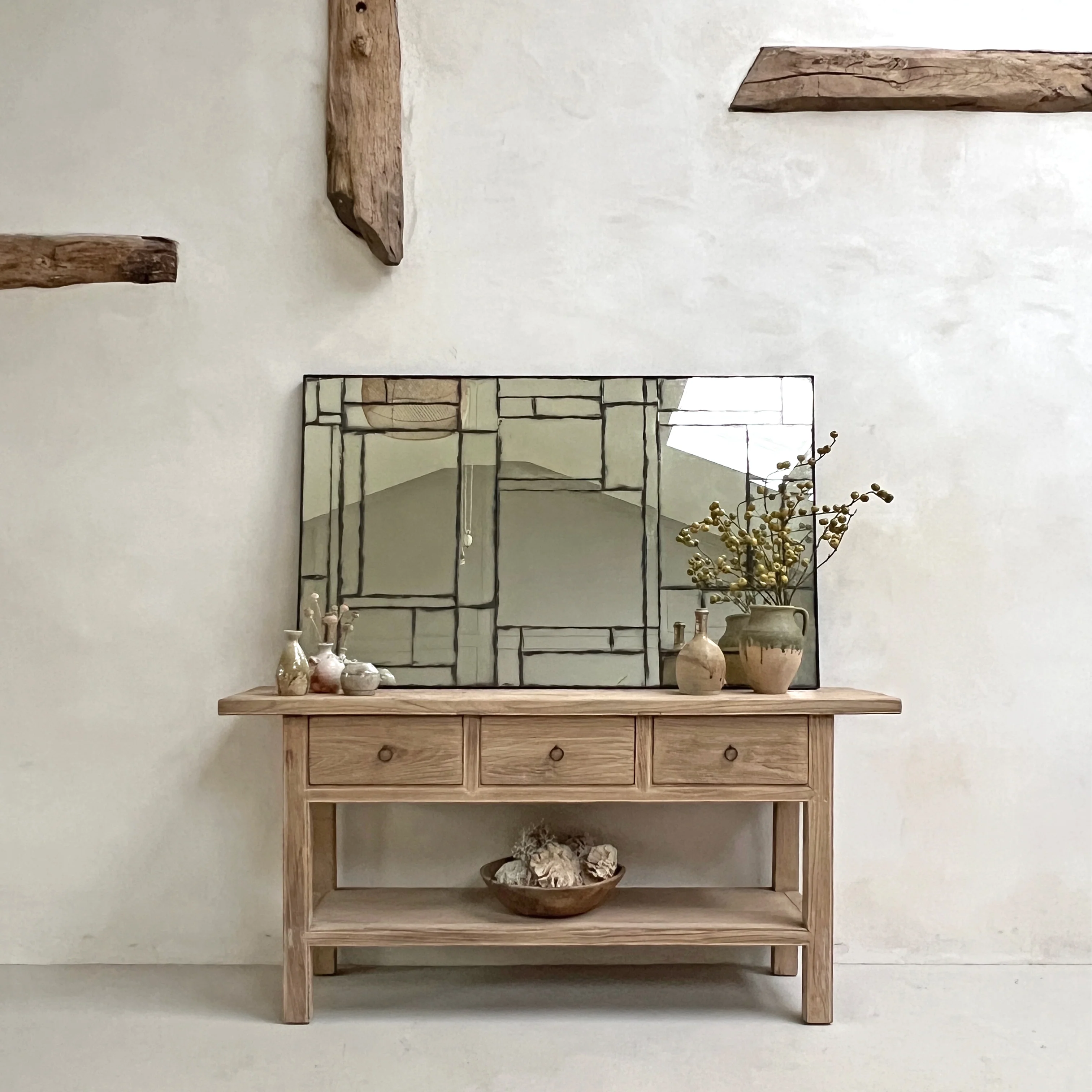 Foxed antiqued mirror patchwork 145x91cm | Cressida - Image 3