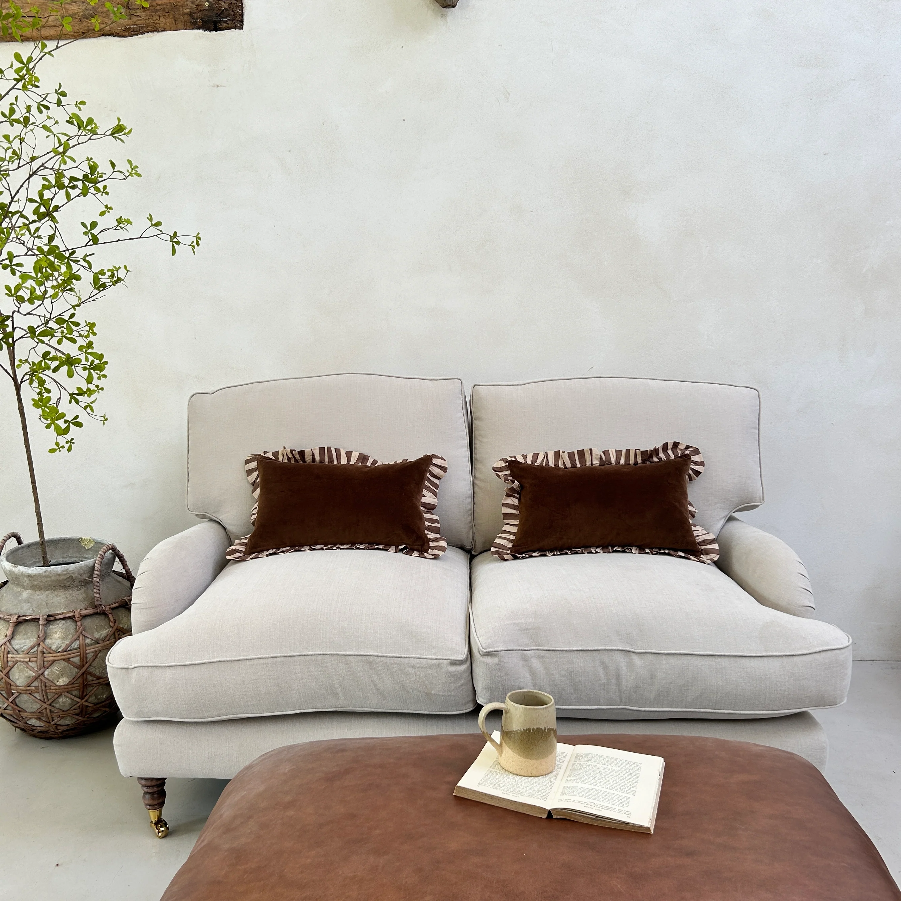 Frilled velvet cushion | Brown - Image 4
