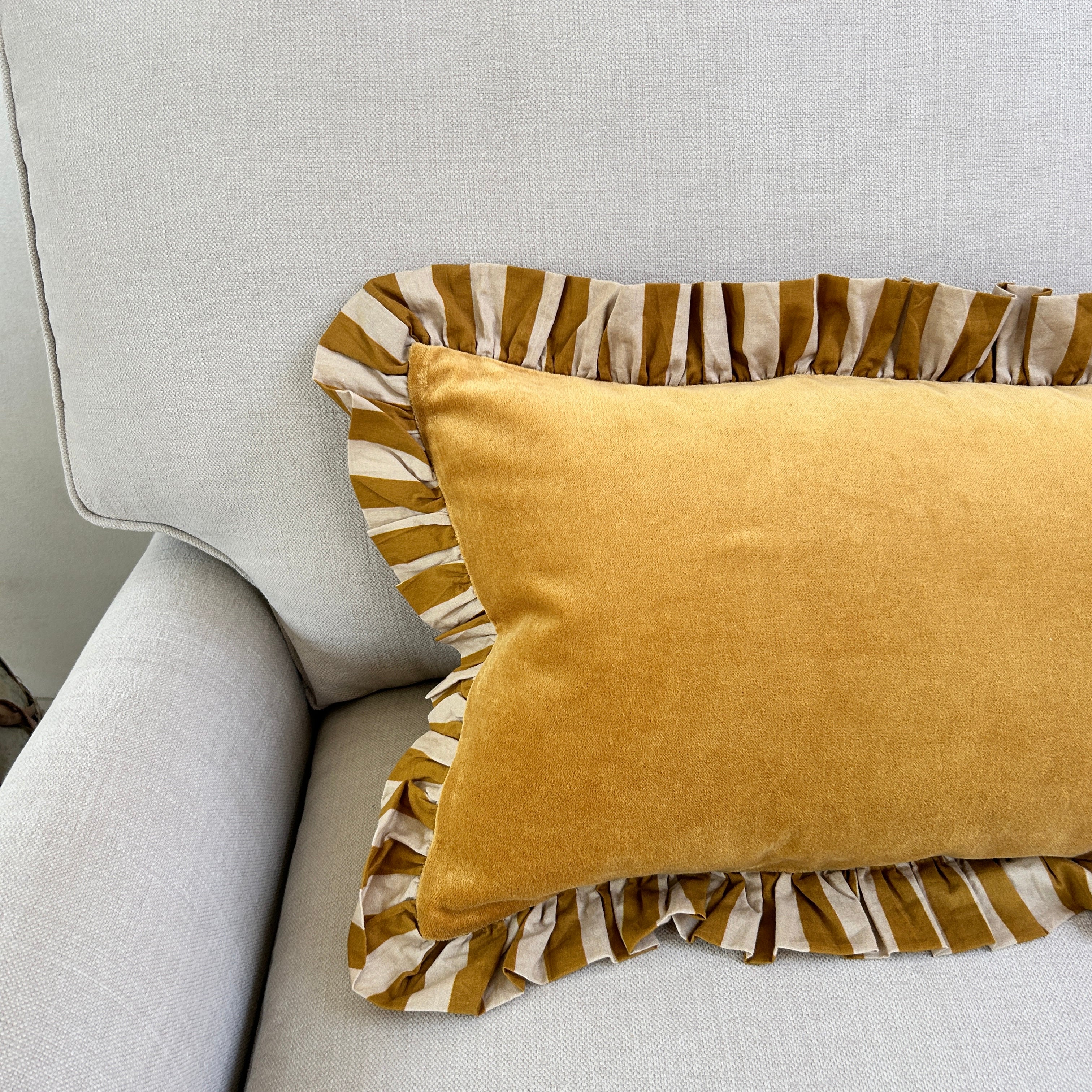 Frilled velvet cushion | Yellow - Image 2
