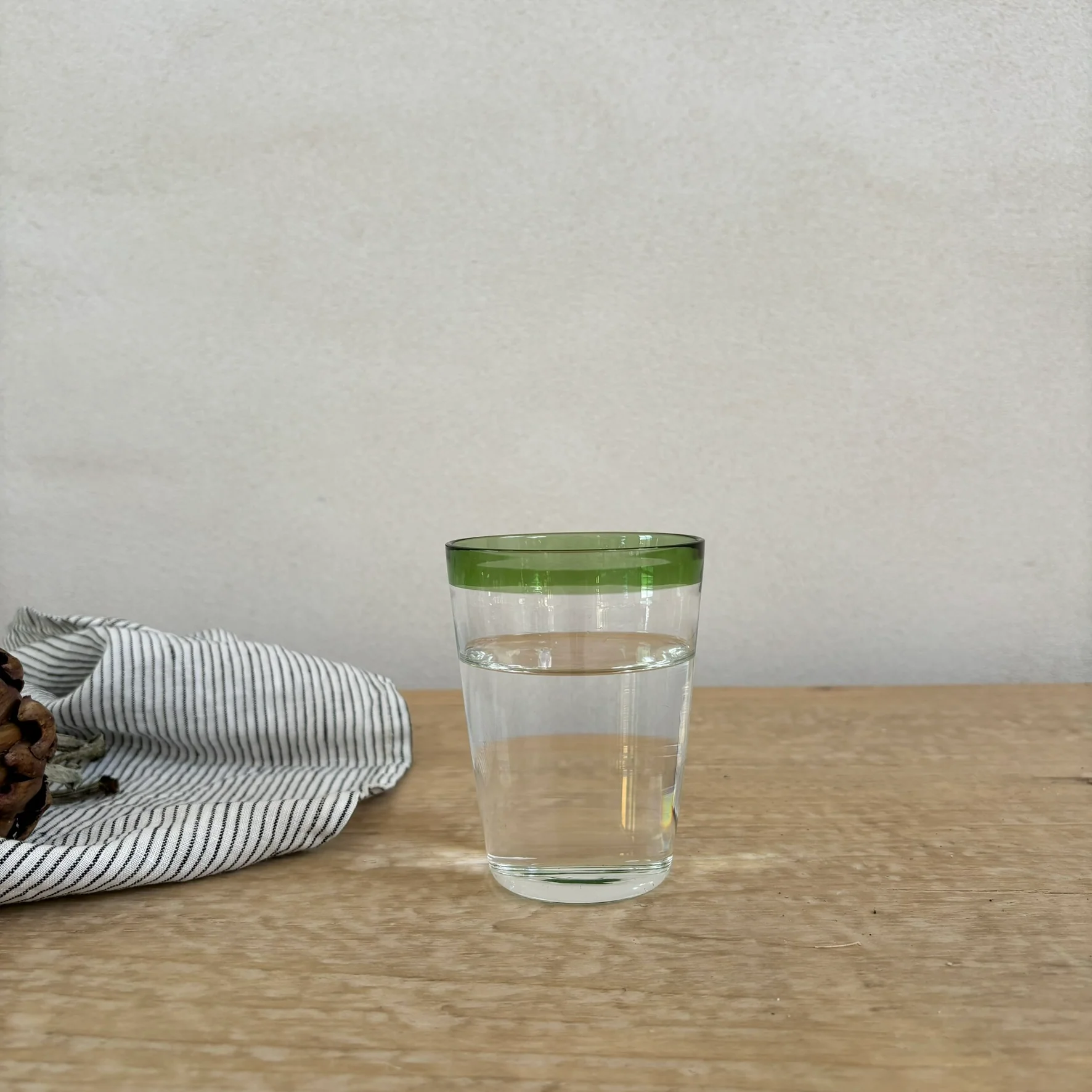 Green rim drinking glass collection - Image 6