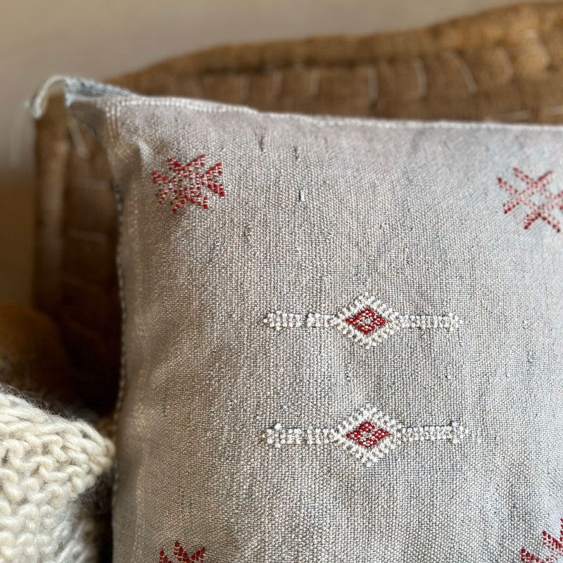 Grey cactus silk cushion - Image 3