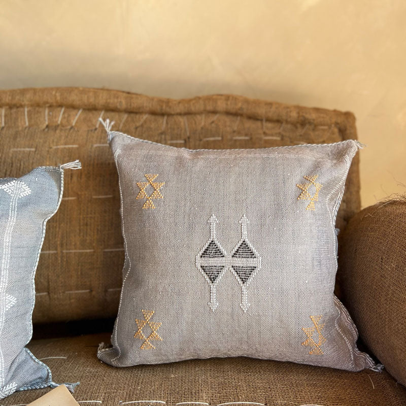 Grey cactus silk cushion - Image 4