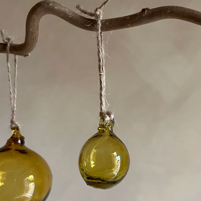 Hand blown Small Bauble | Amber - Image 3