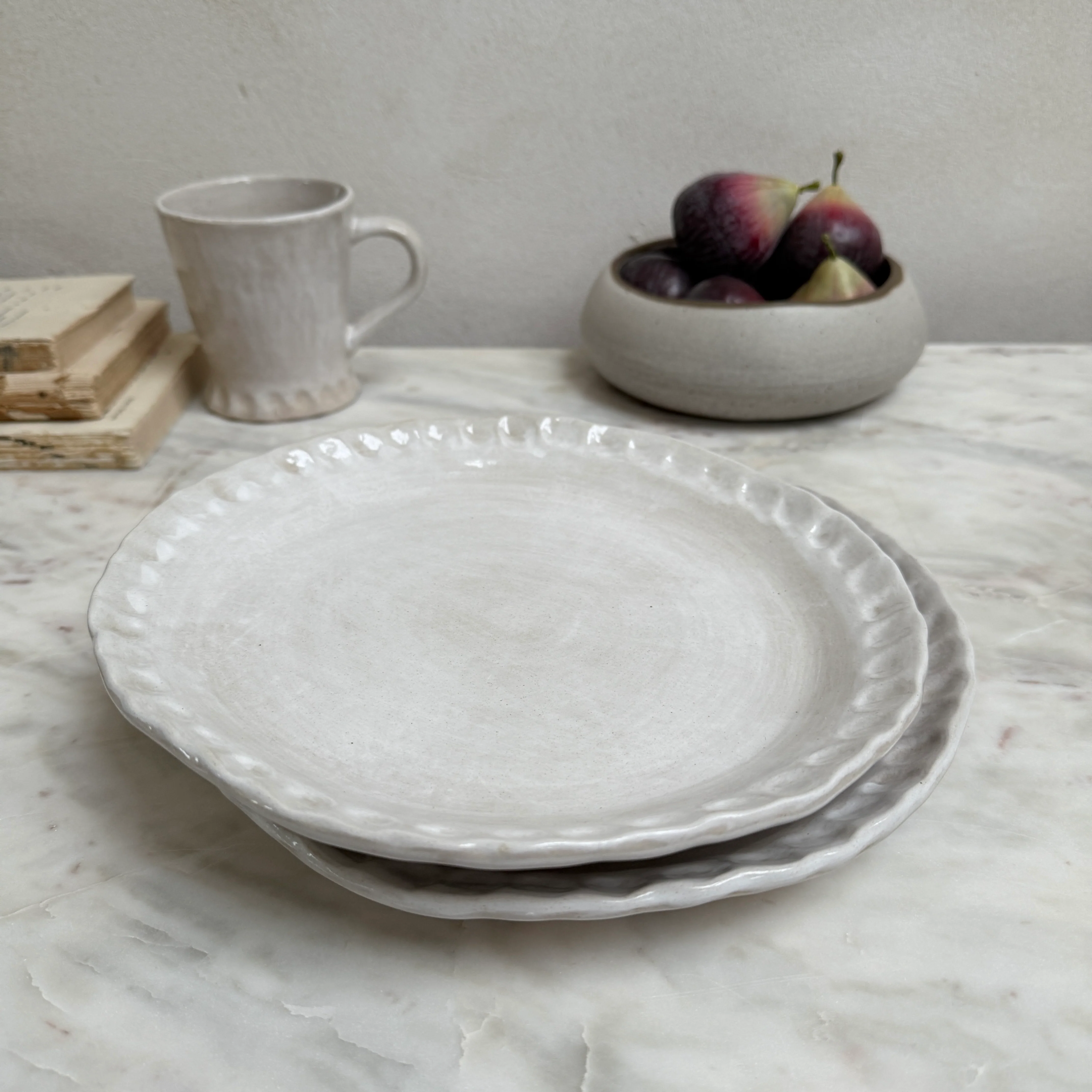 Hand made small plate white | Florence - Image 4