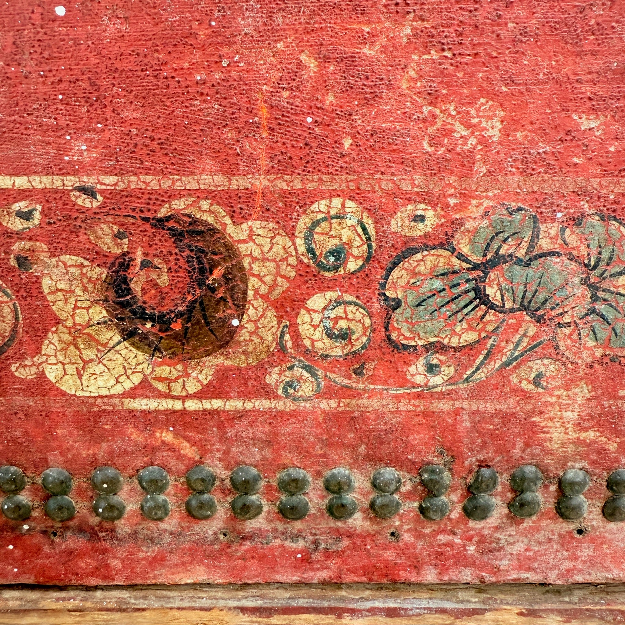 Hand-Painted Antique Wedding Chest | Neo - Image 5
